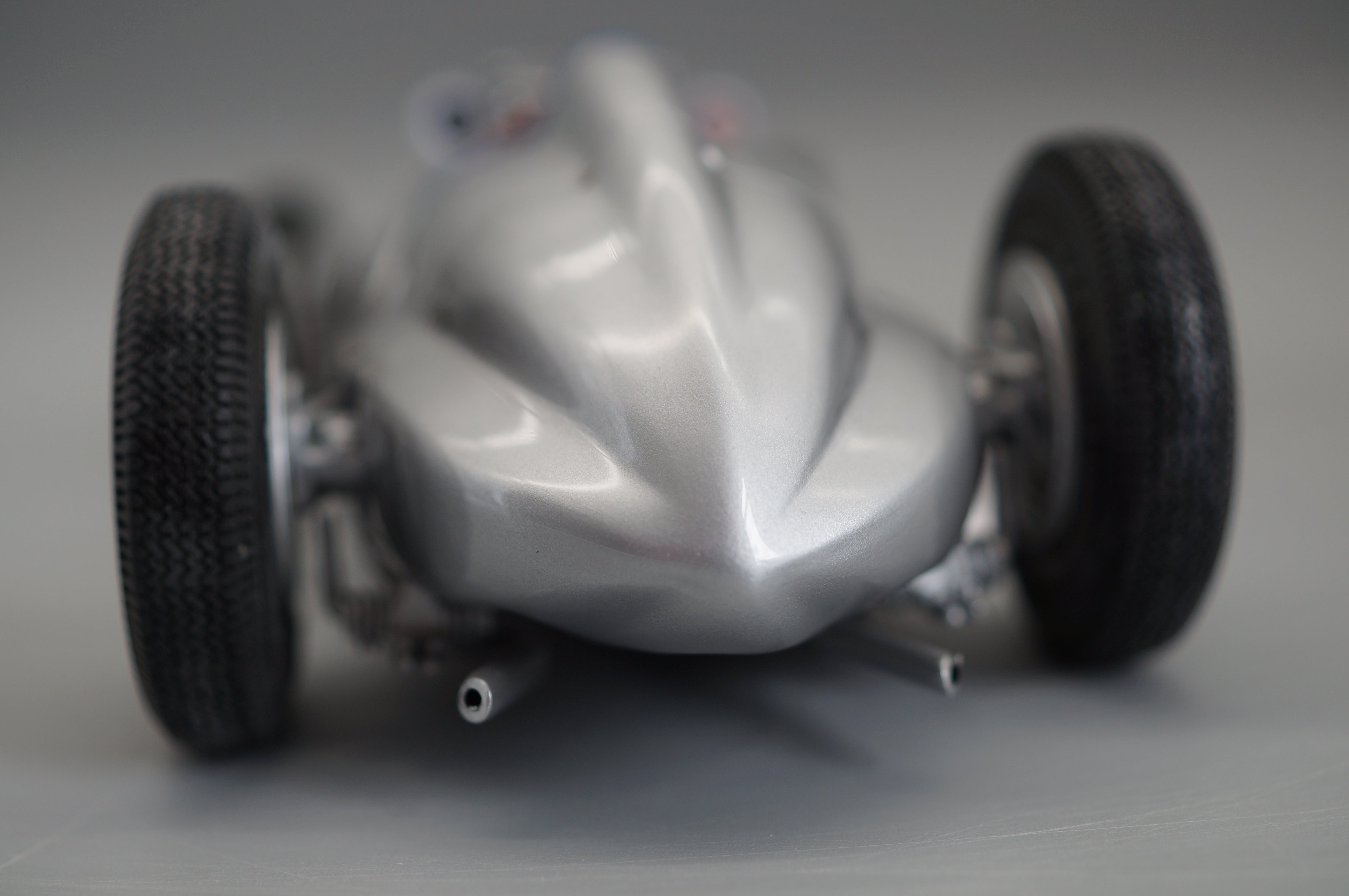 1/18 Mercedes-Benz W165 Winner of Tripoli 1939 #7185 CMC M-018 -pre-owned