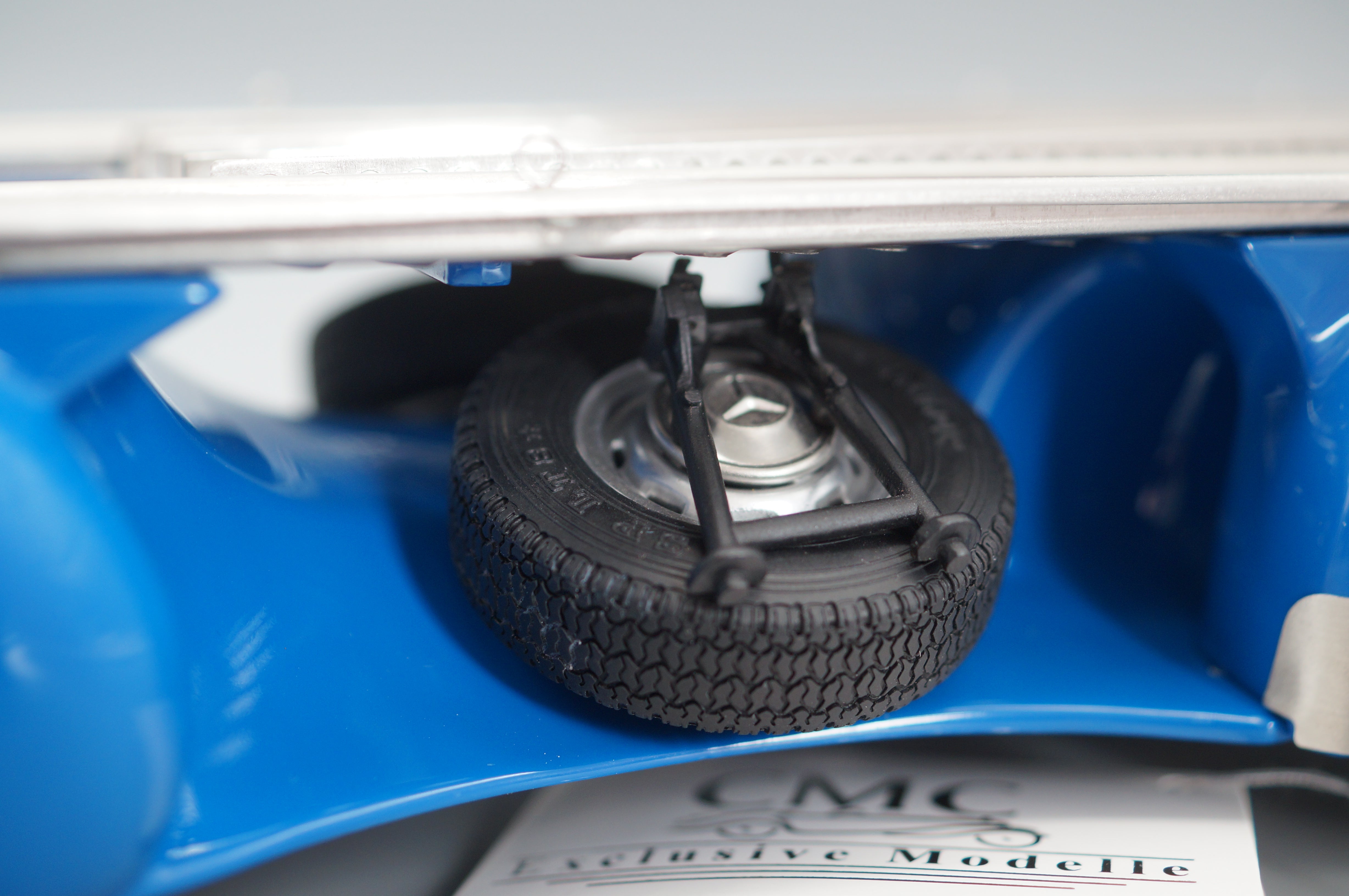 1:18 Mercedes-Benz Race Transporter "The Blue Wonder" 1954/55 REVISED VERSION #1224 CMC M-143 -pre-owned