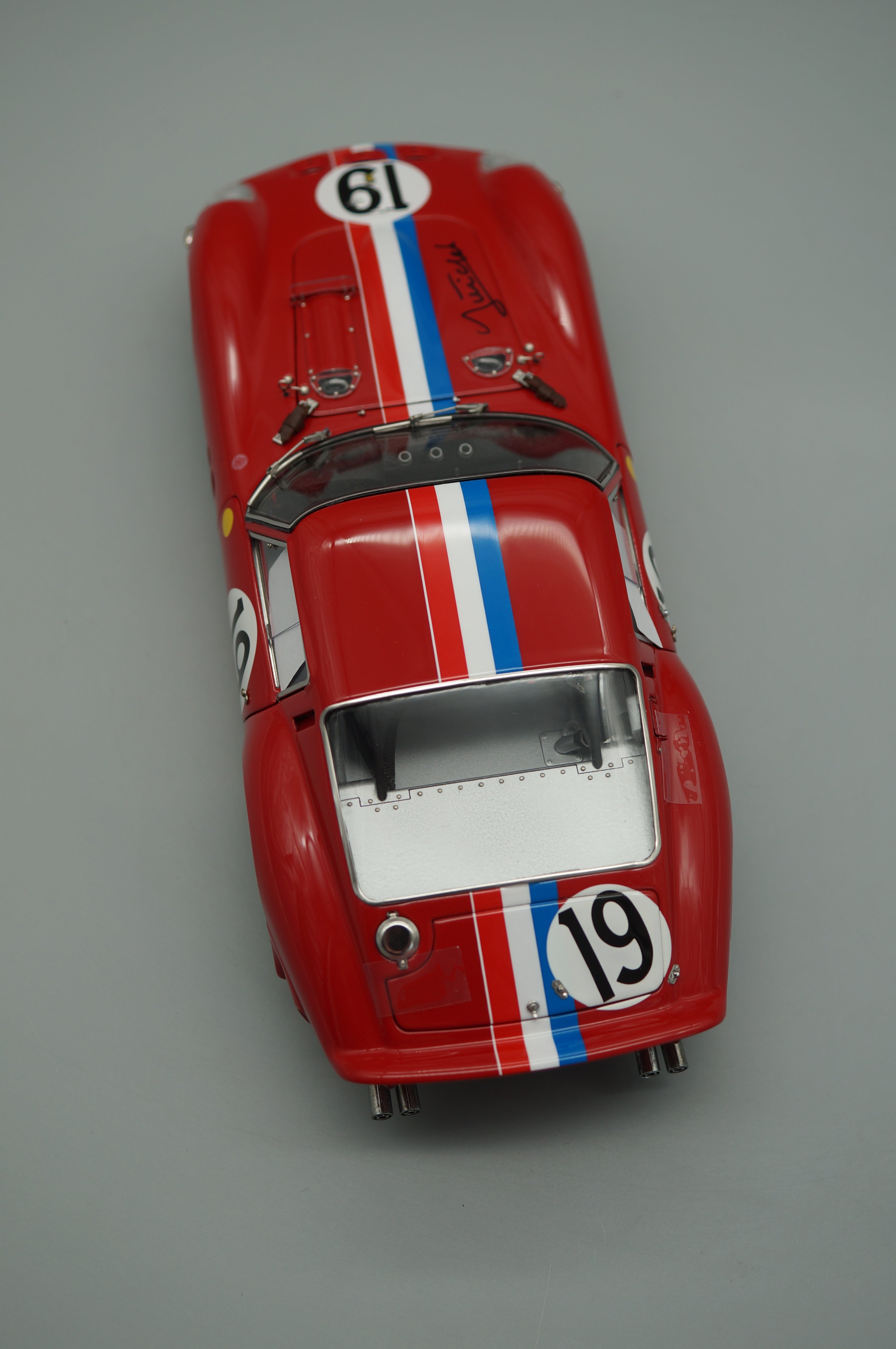 1/18 CMC Ferrari 250 GTO #19 Le Mans 1962 signed by Jean Guichet #039/400 CMC M-174 -pre-owned