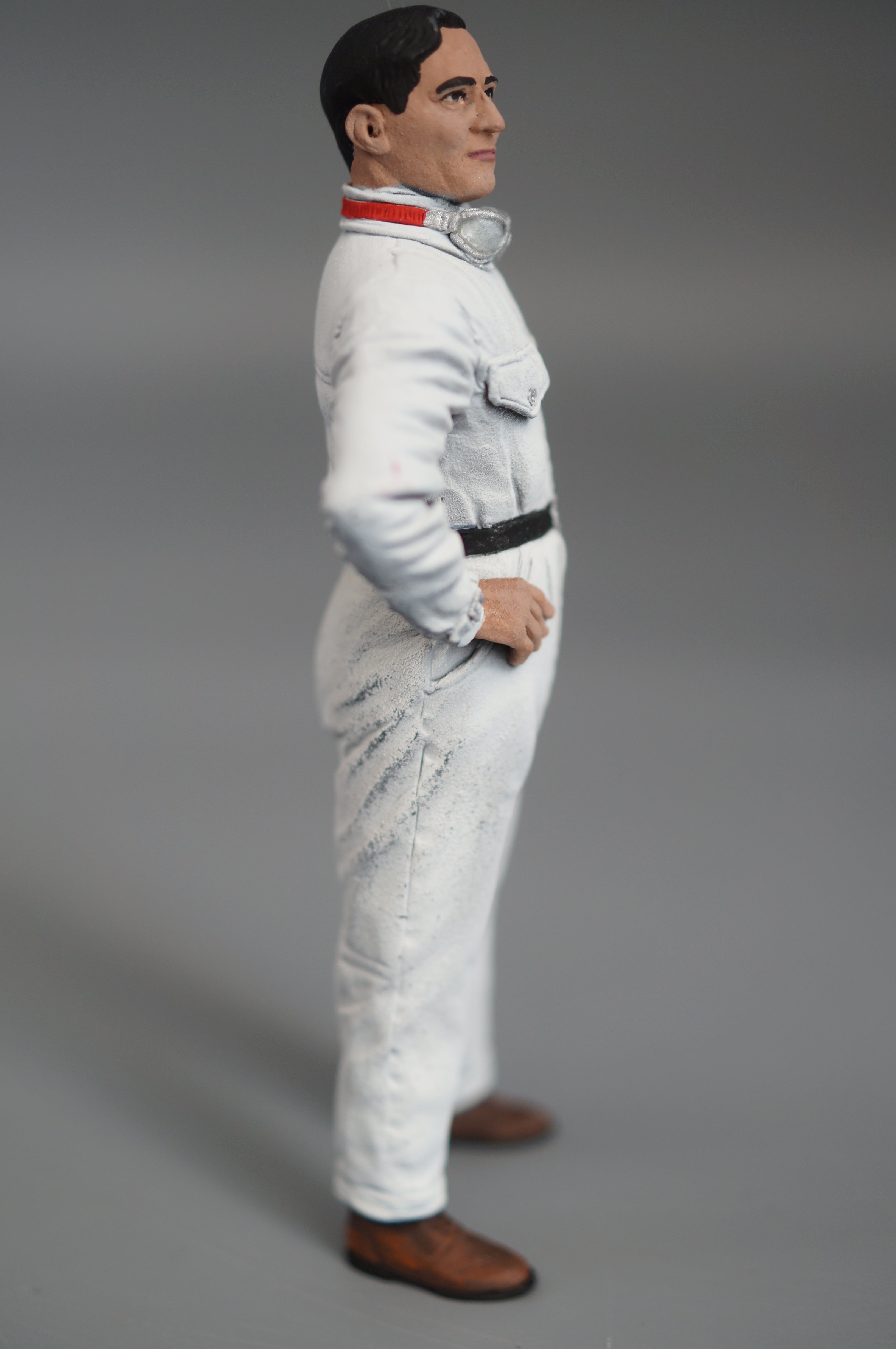 1/18 Rennfahrerfigur MANFRED von BRAUCHITSCH von SF Scale Figures - Handarbeit - SF118062 -TS990