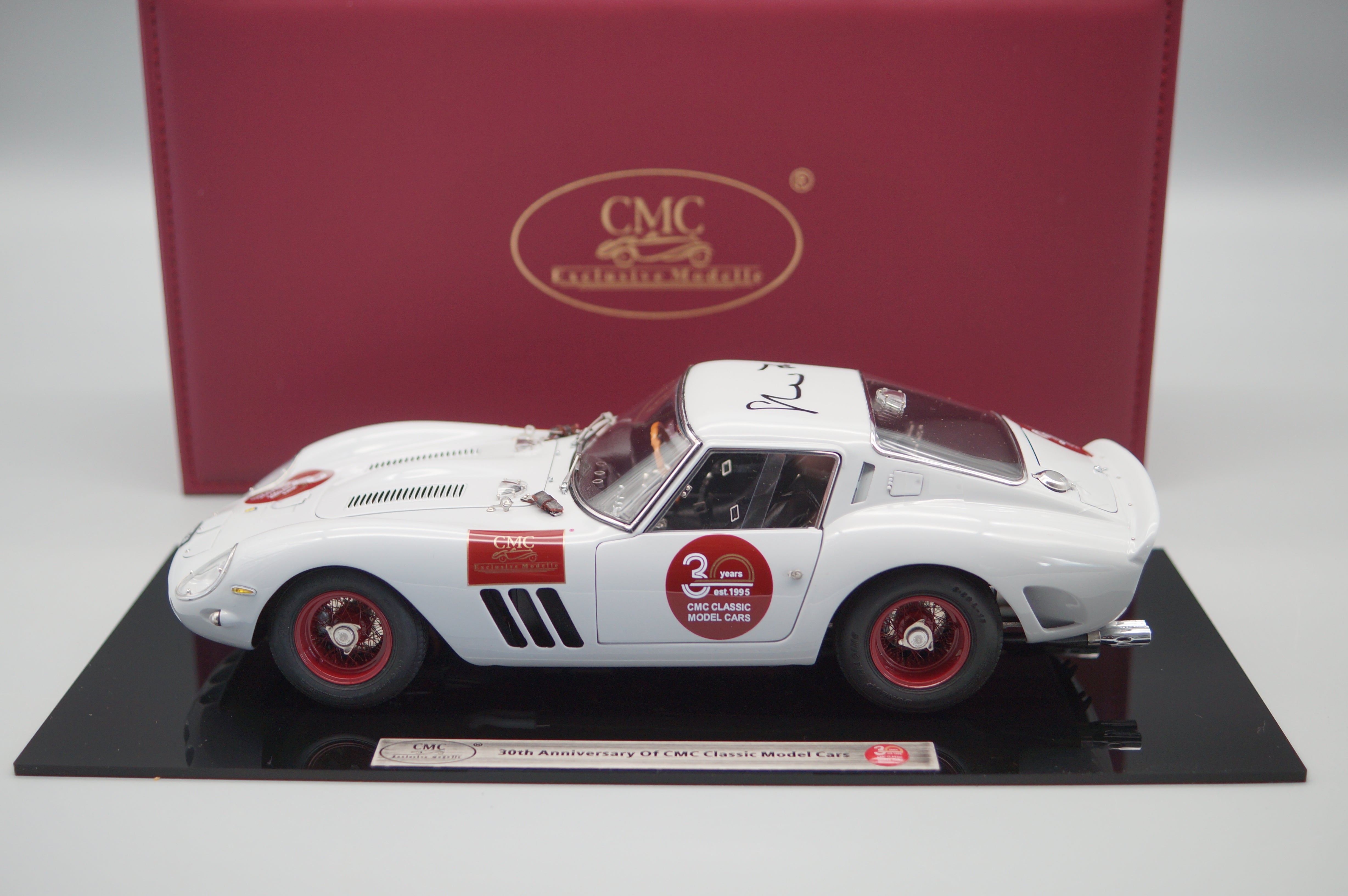 1:18 CMC M-288 Ferrari 250 GTO Jubiläumsmodell 30 Jahre CMC