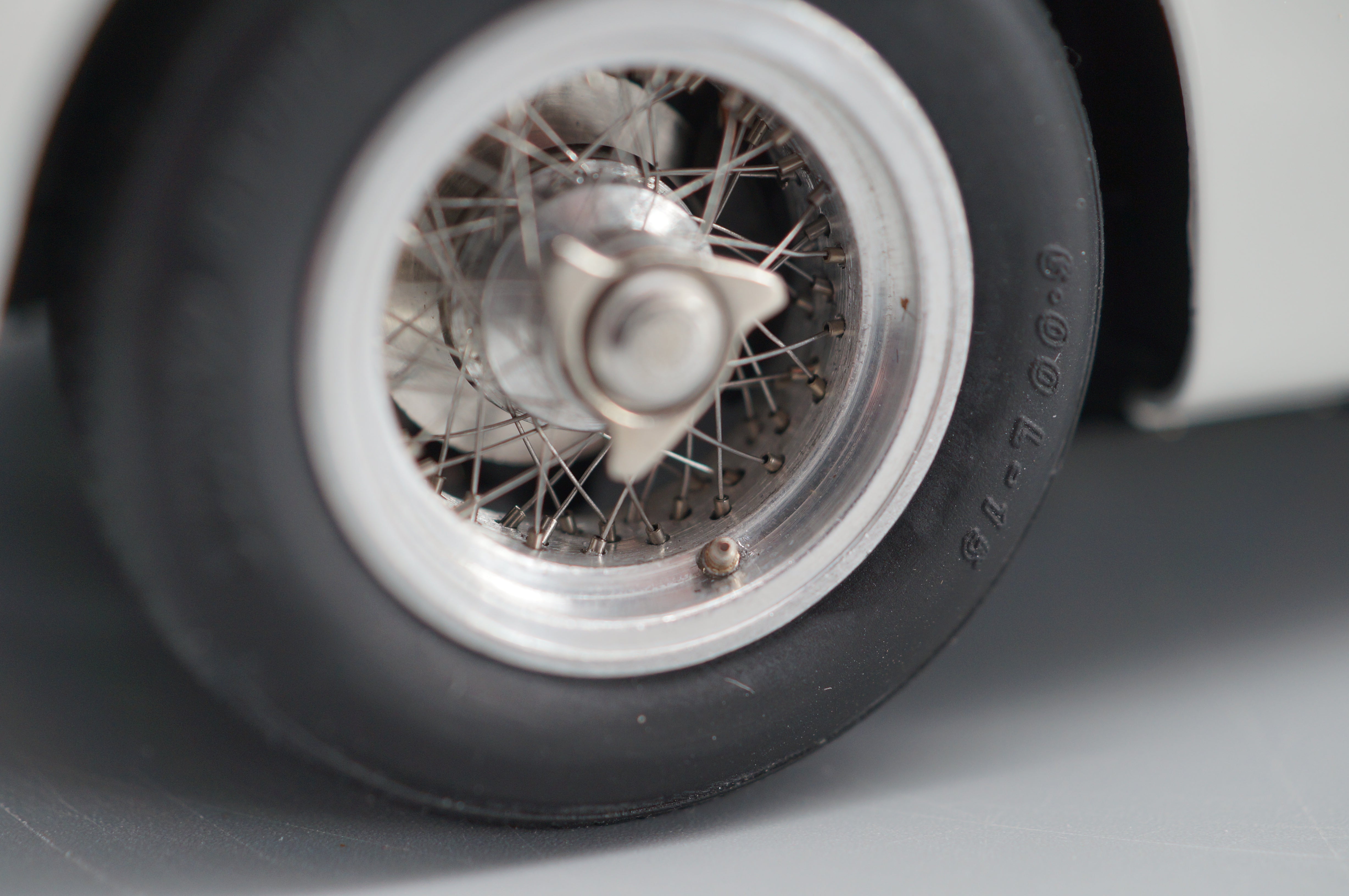 1:18 Aston Martin DB4 GT Zagato start no. 1 Le Mans LE 2500 pcs CMC M-139 - pre-owned