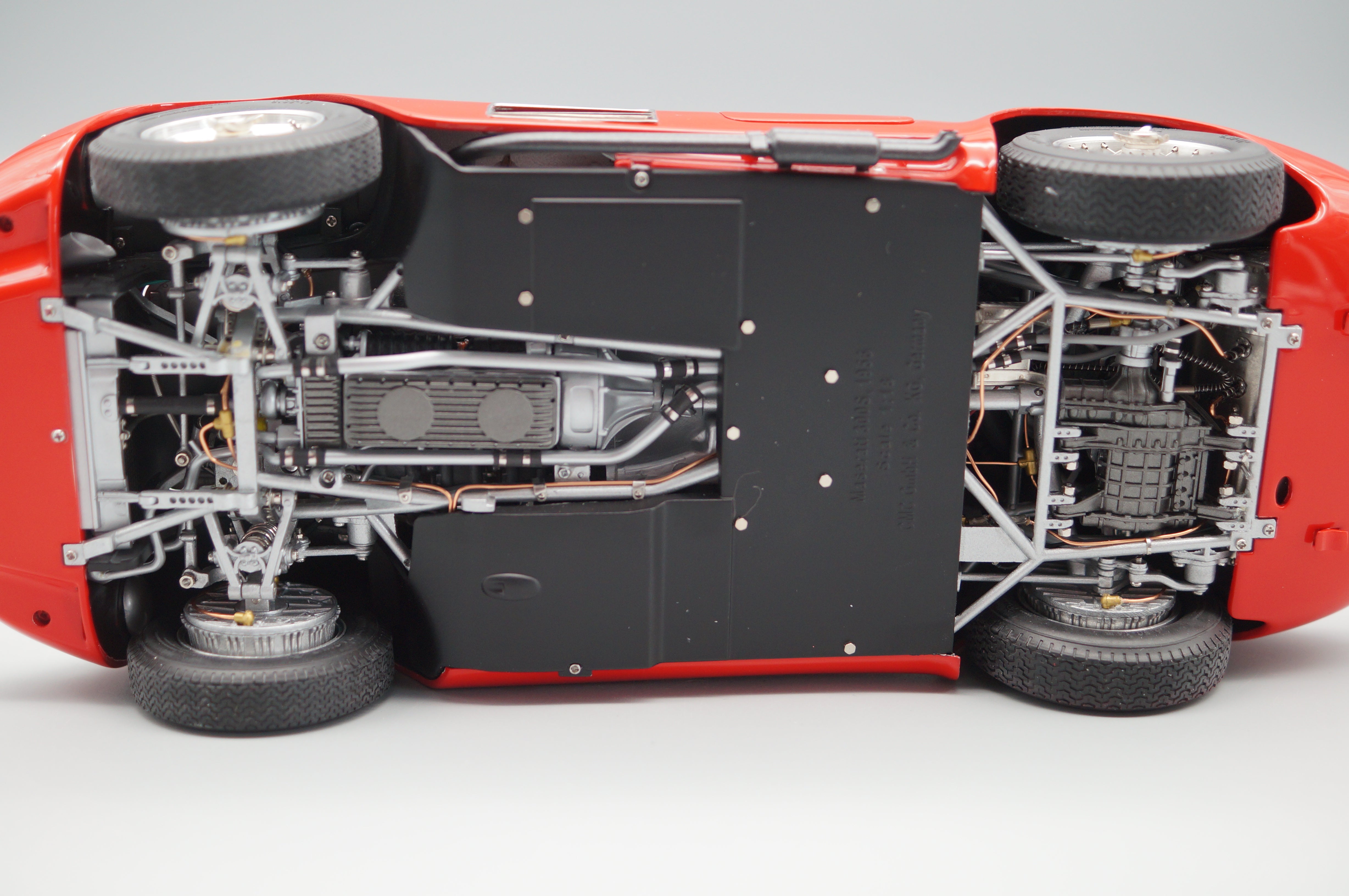 1:18 Maserati 300S Rennsportwagen 1956 CMC M-105 -pre-owned-