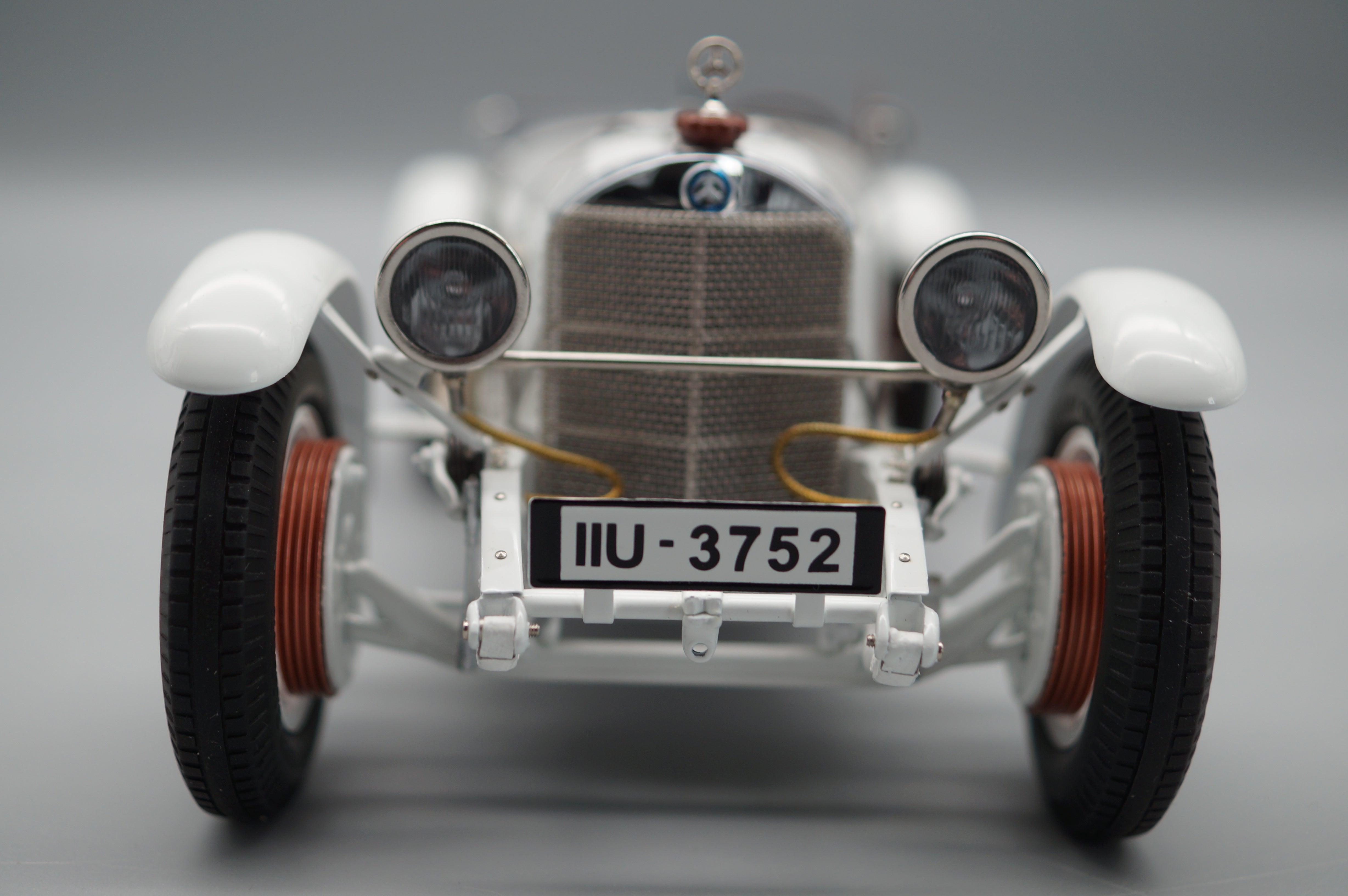 1:18 Mercedes-Benz SSK Hermann zu Leiningen 1930 CMC M-190 - pre-owned-