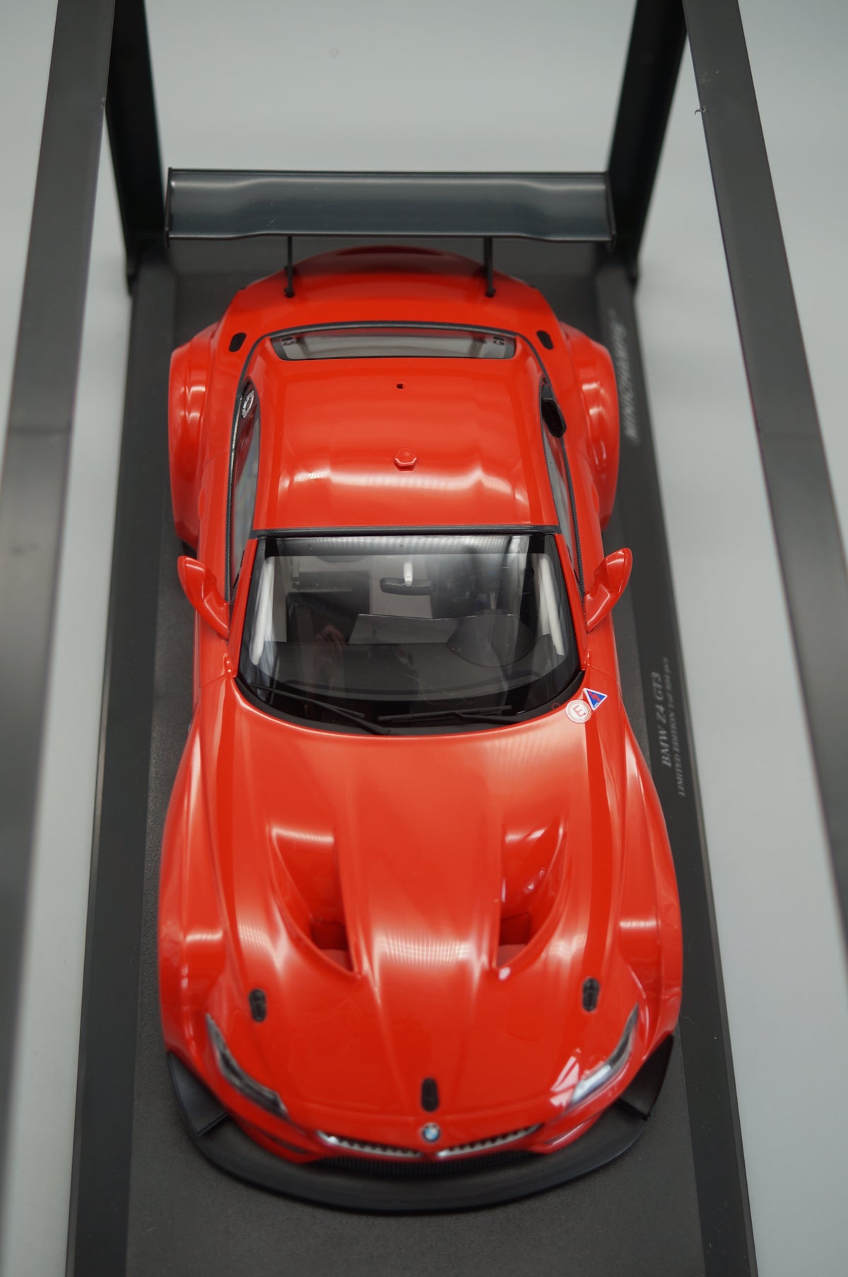 1/18 Minichamps 151122300 BMW Z4 GT3 2012 RED -DK449