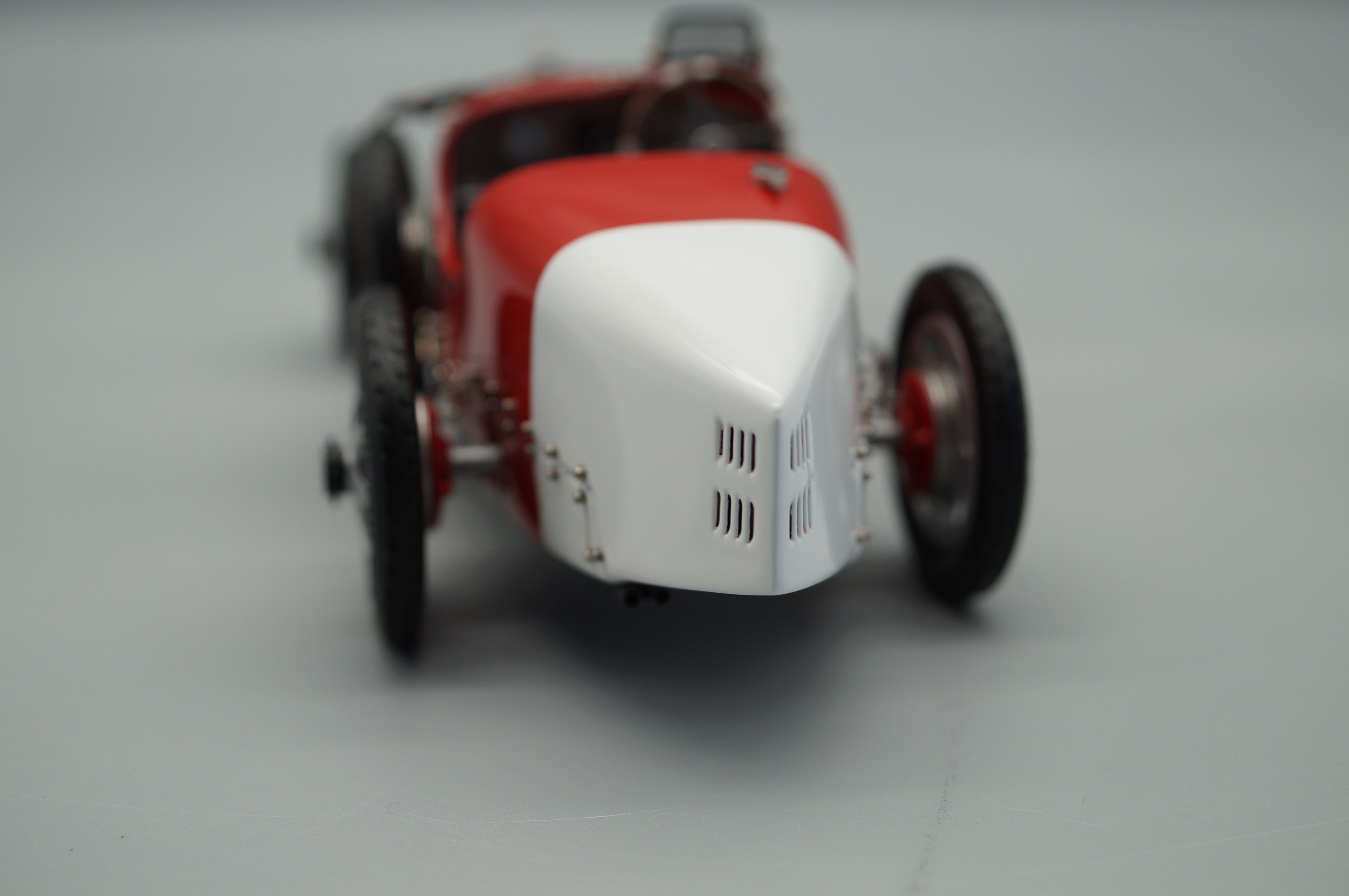 1:18 Bugatti T35 Nation Color Project - Portugal #25 LE 500 St. CMC M-100 009 -pre owned-