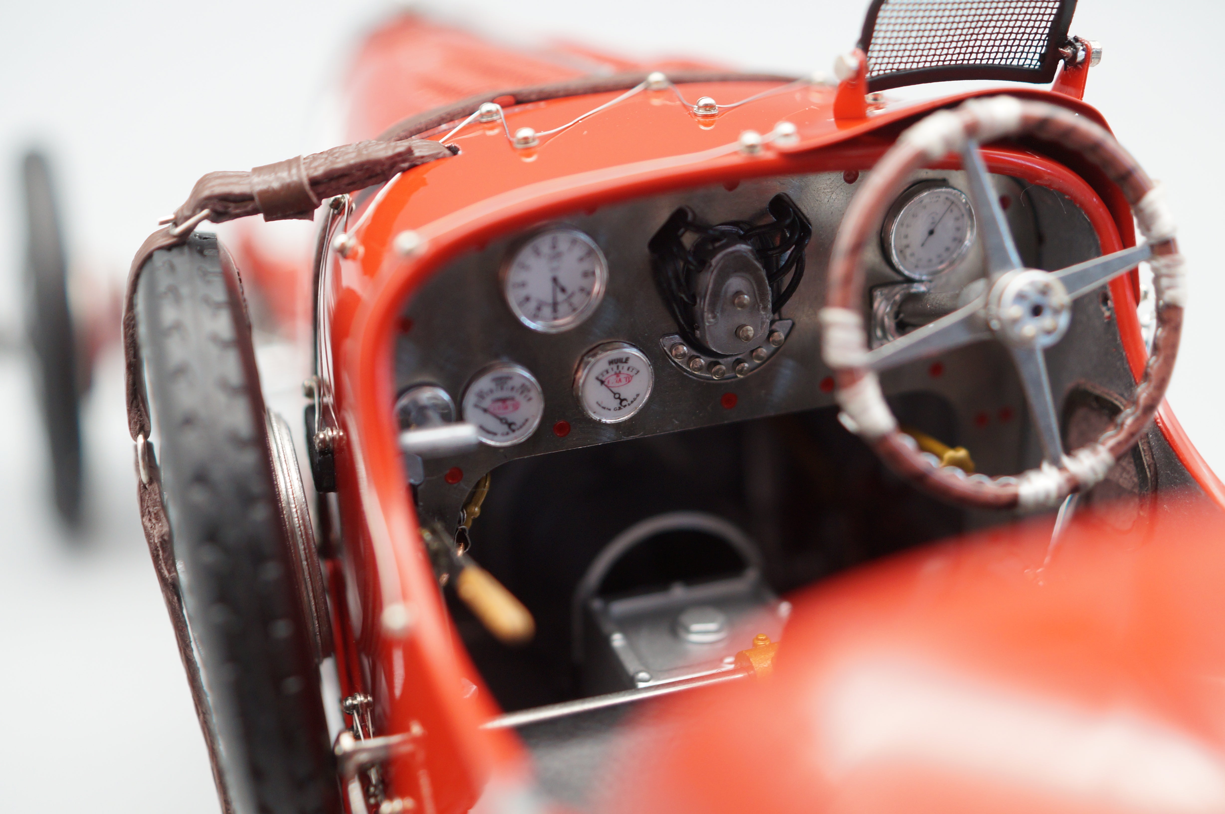 1:18 Bugatti T35 Nation Color Project - Portugal #25 LE 500 St. CMC M-100 009 -pre owned-