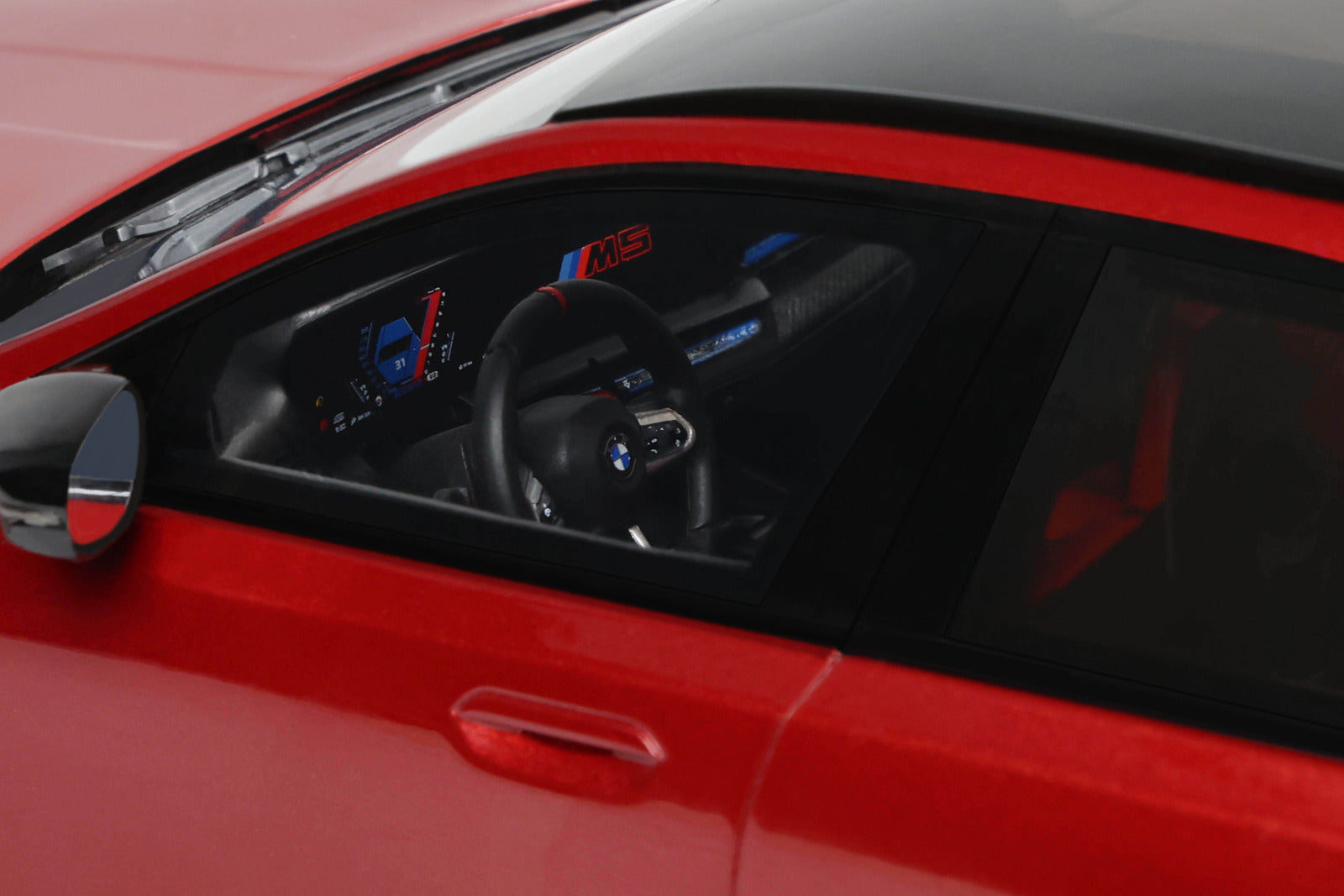 1/18 GT Spirit BMW M5 Touring Fire Red 2025 GT964
