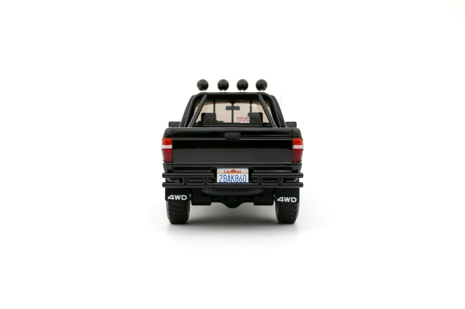 1/18 OttO Toyota Hilux SR5 1985 Glossy Black 202 'Back to the future' OT481B