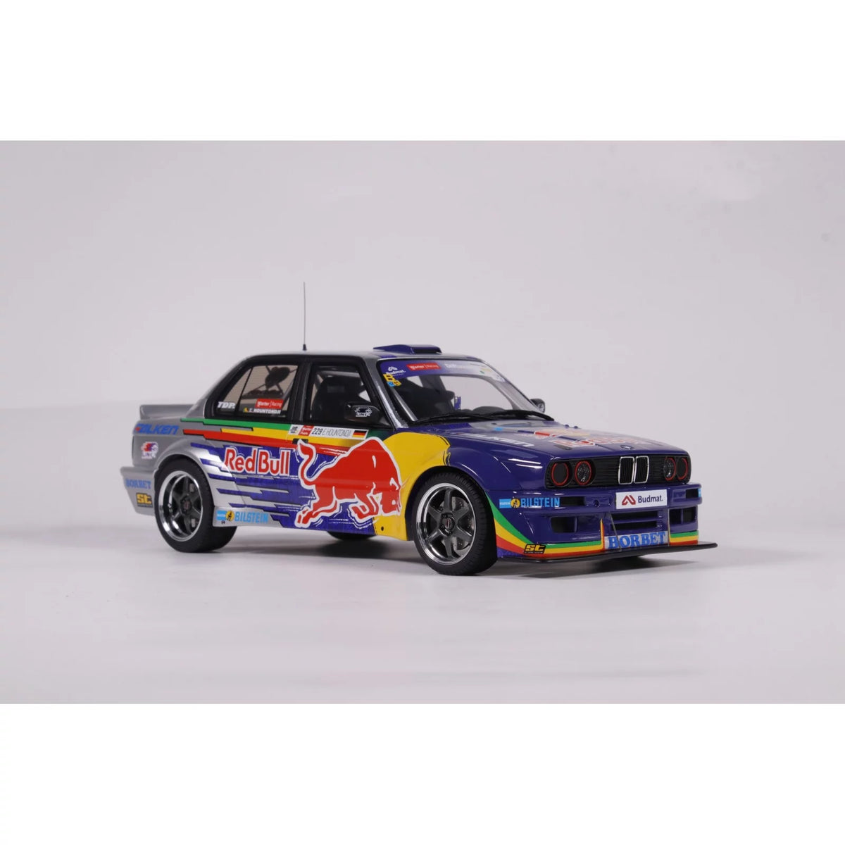 1/18 OttO BMW E30 V8 Drift 'RED BULL' 2023 OT486