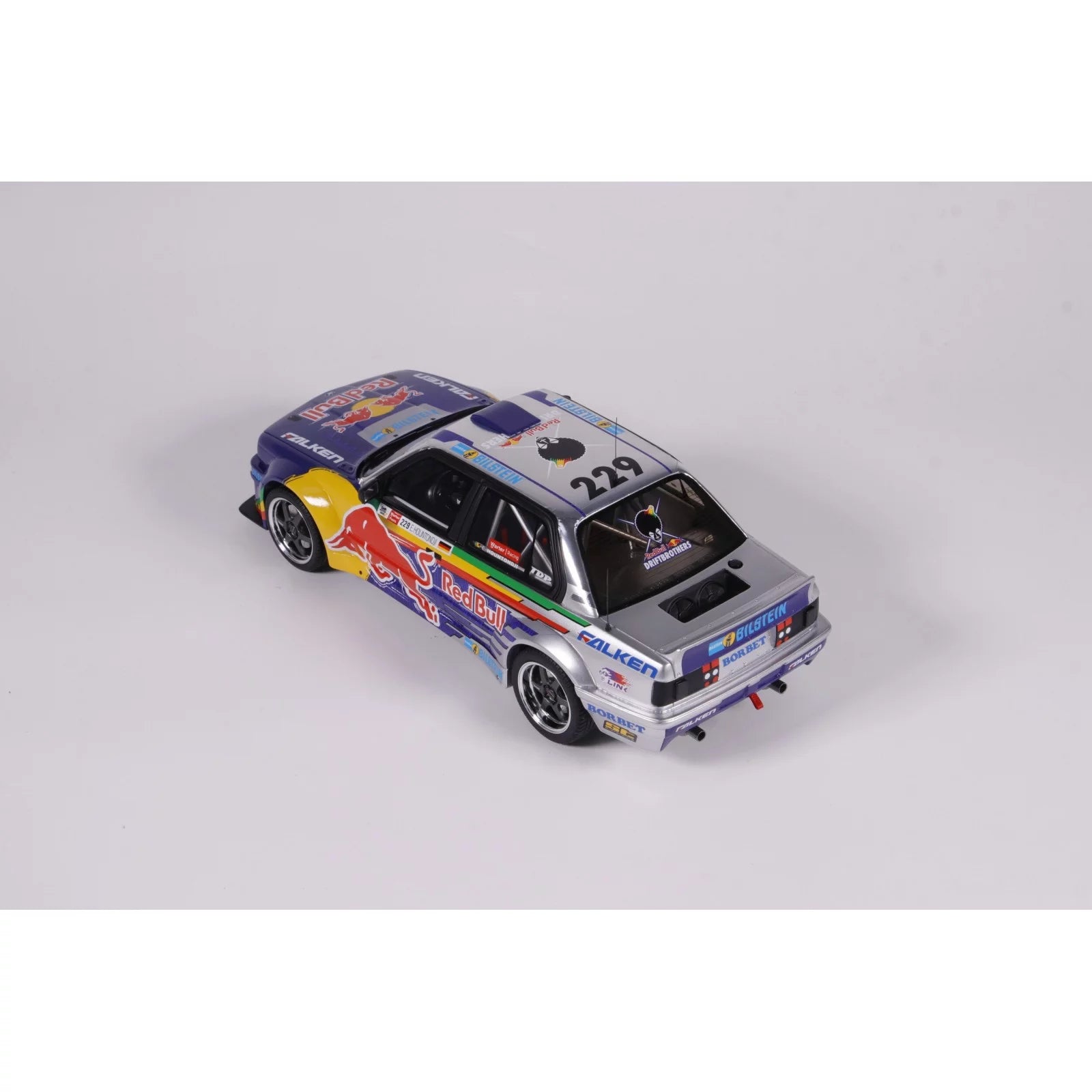 1/18 OttO BMW E30 V8 Drift 'RED BULL' 2023 OT486