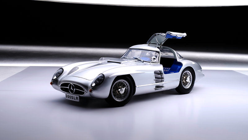 1/8 LEGRAND MERCEDES-BENZ 300 SLR ''UHLENHAUT COUPÉ'' Bausatz/Kit LE102