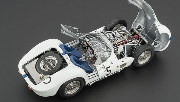 1:18 Maserati Tipo 61 Birdcage #5 CMC M-047 -pre-owned- HPRF685