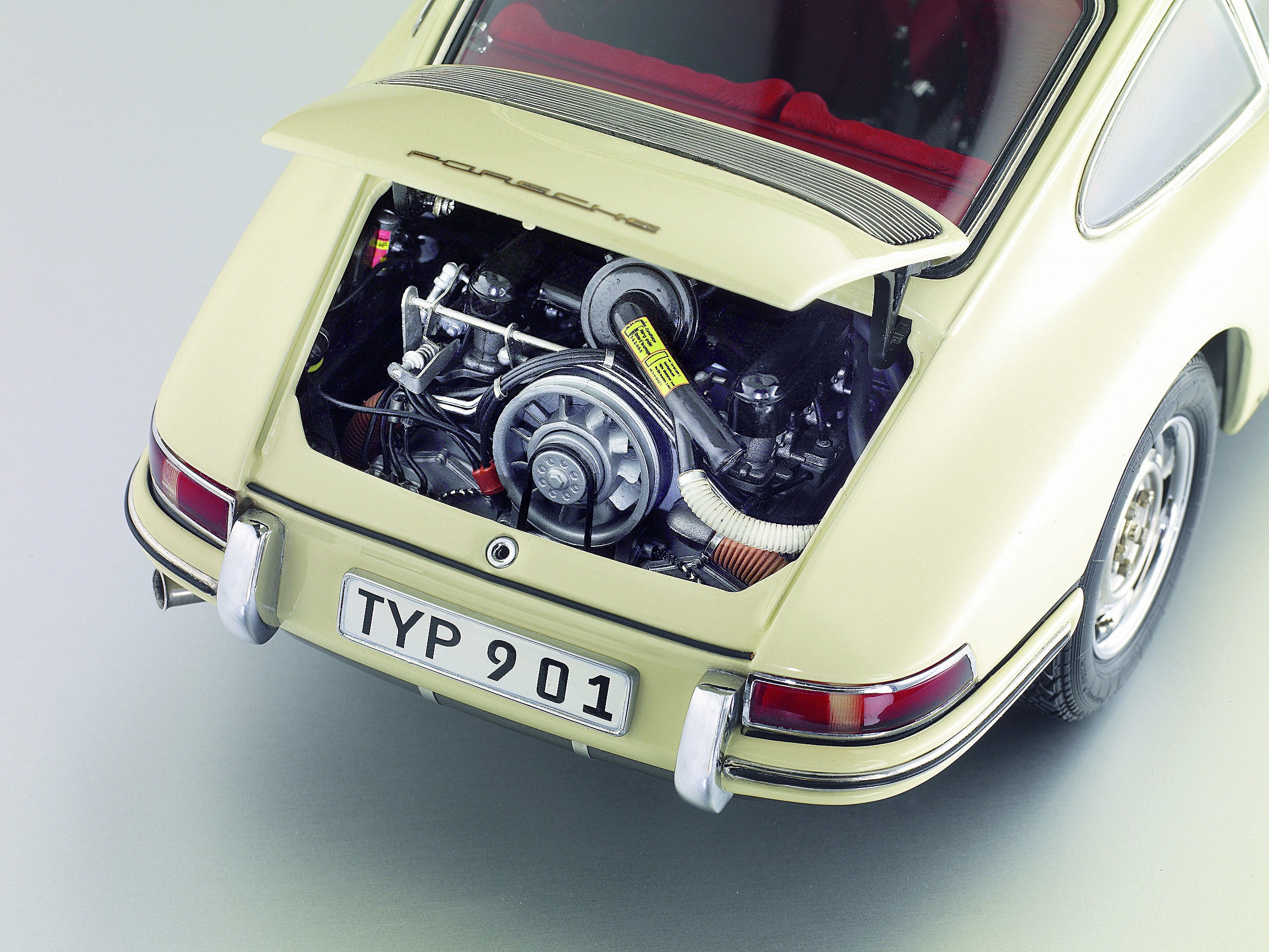 Porsche 901 Coupe champagner gelb CMC M-067A