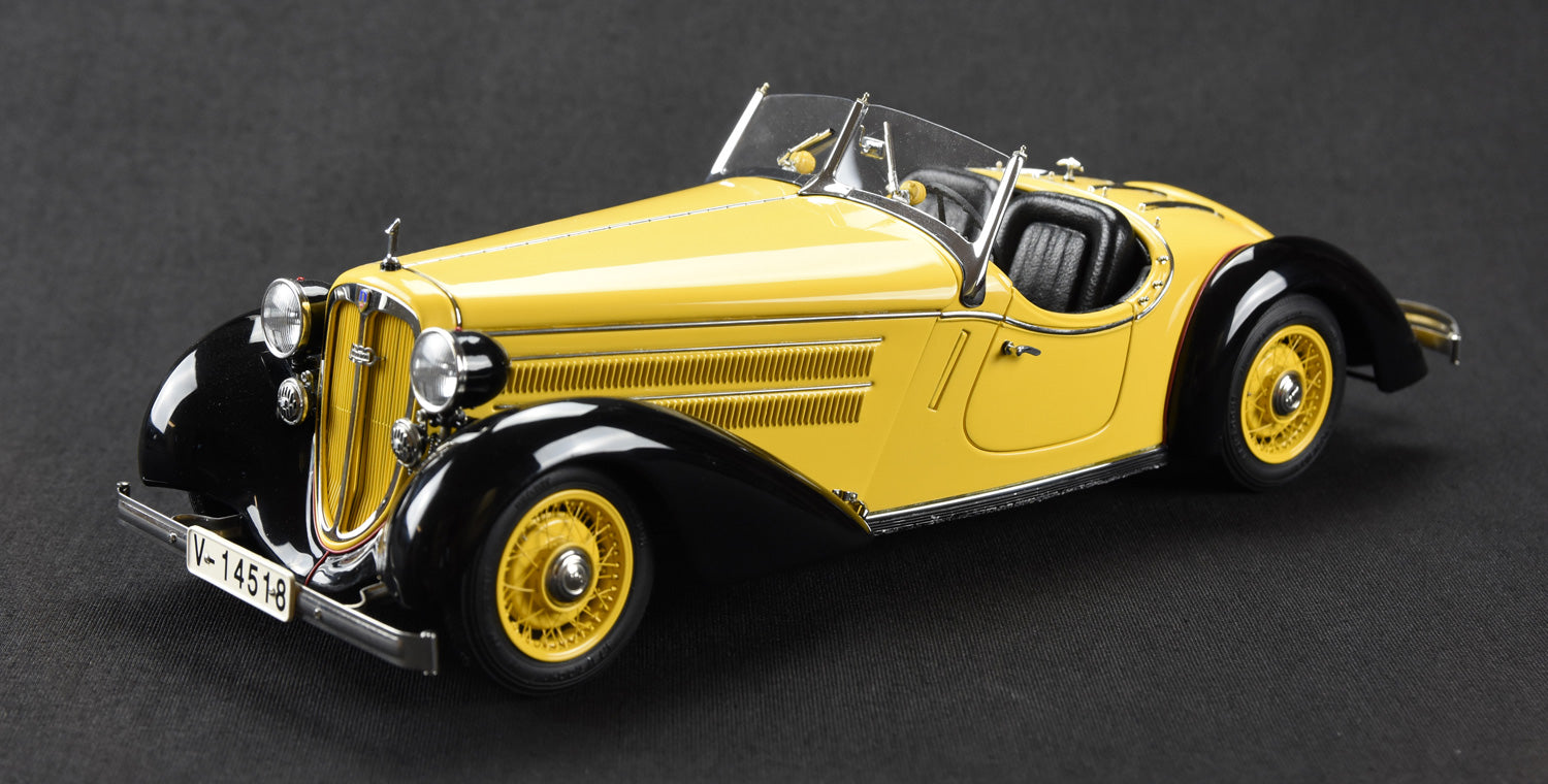 Audi Front 225 Roadster black-yellow CMC M-075A -pre-owned- TS674