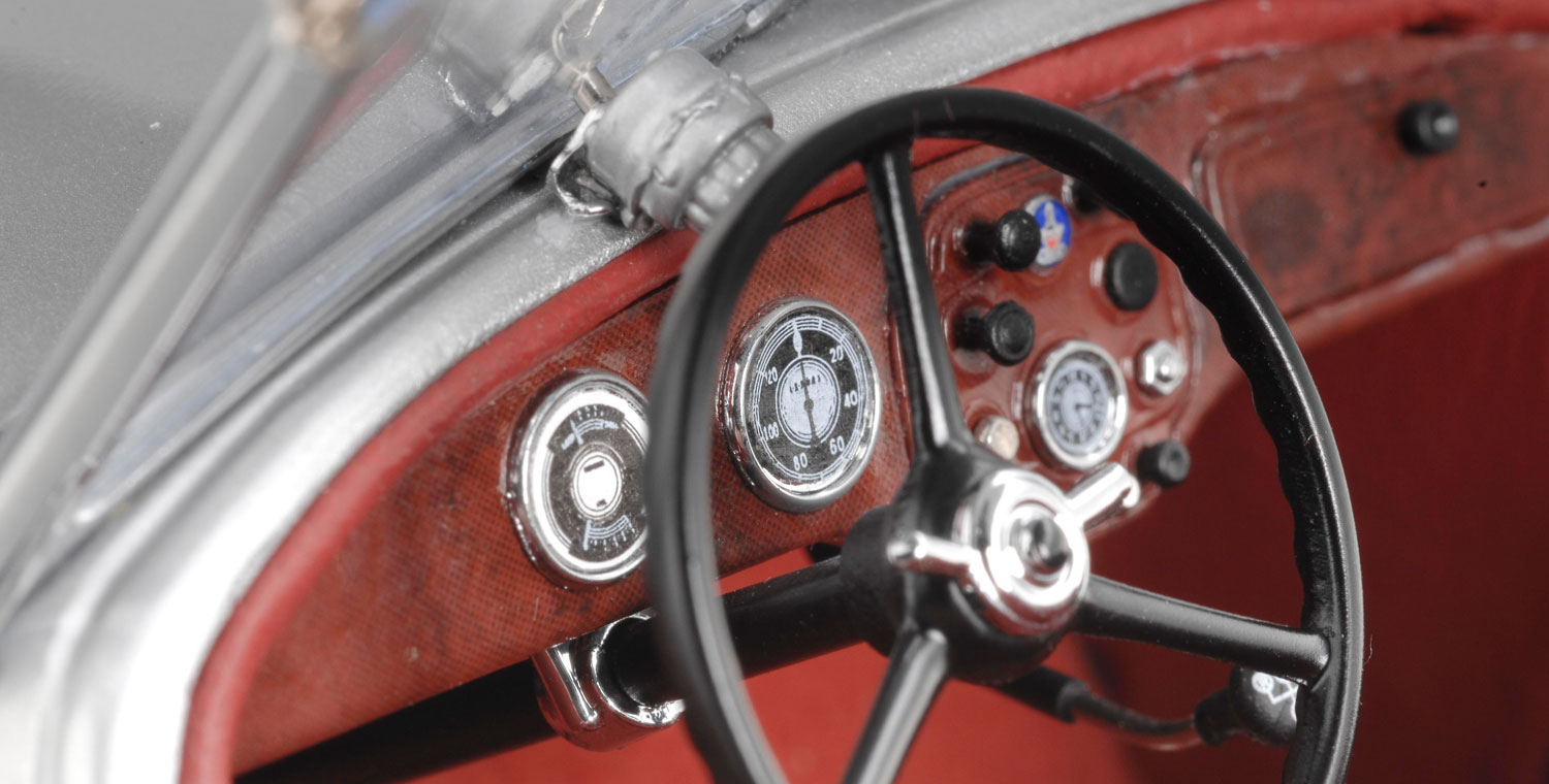 Audi Front 225 Roadster silber-blau CMC M-075B