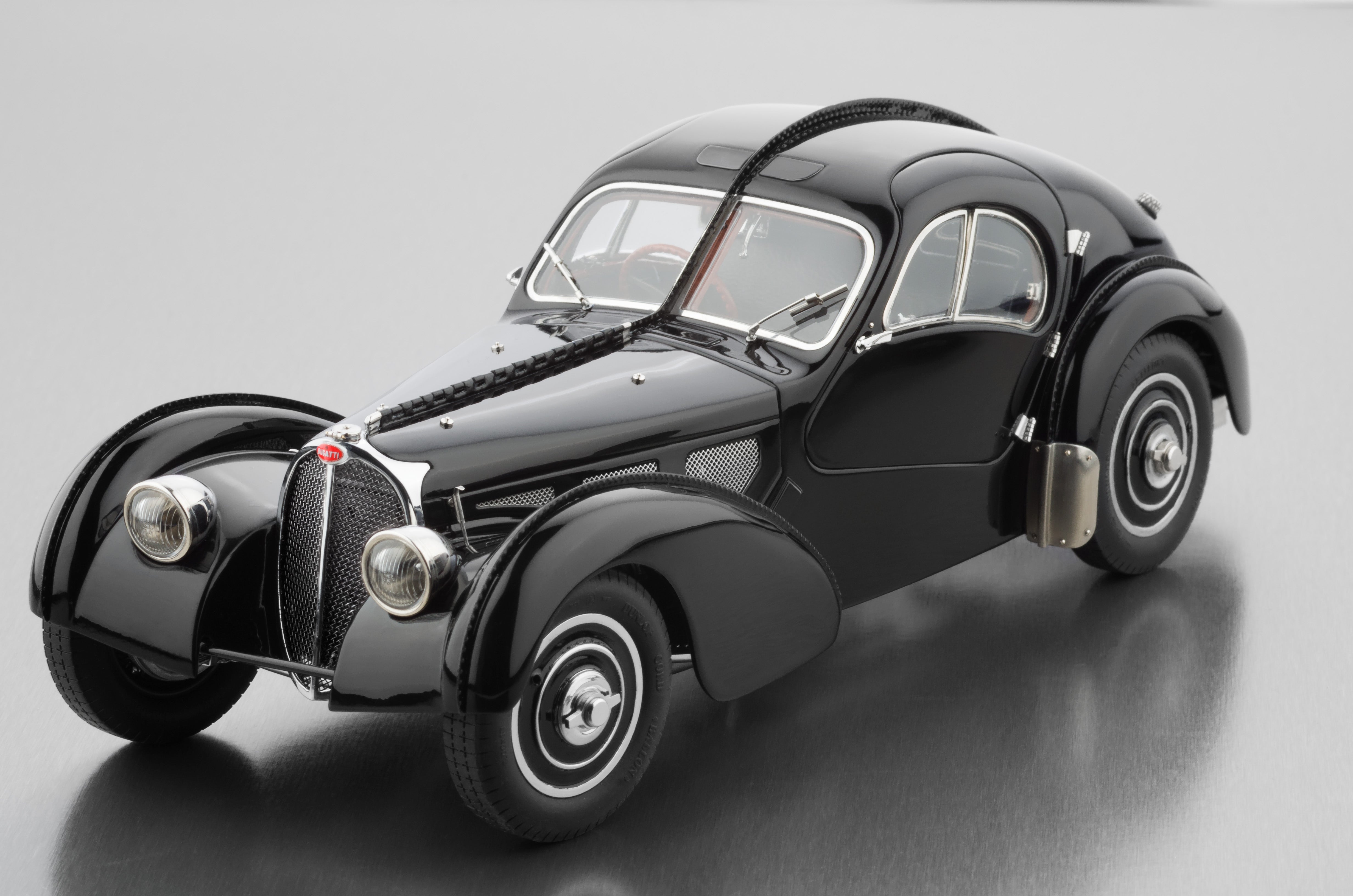1/18 Bugatti Type 57 SC Atlantic 1938 (black) CMC M-085 #2500 -pre-owned-