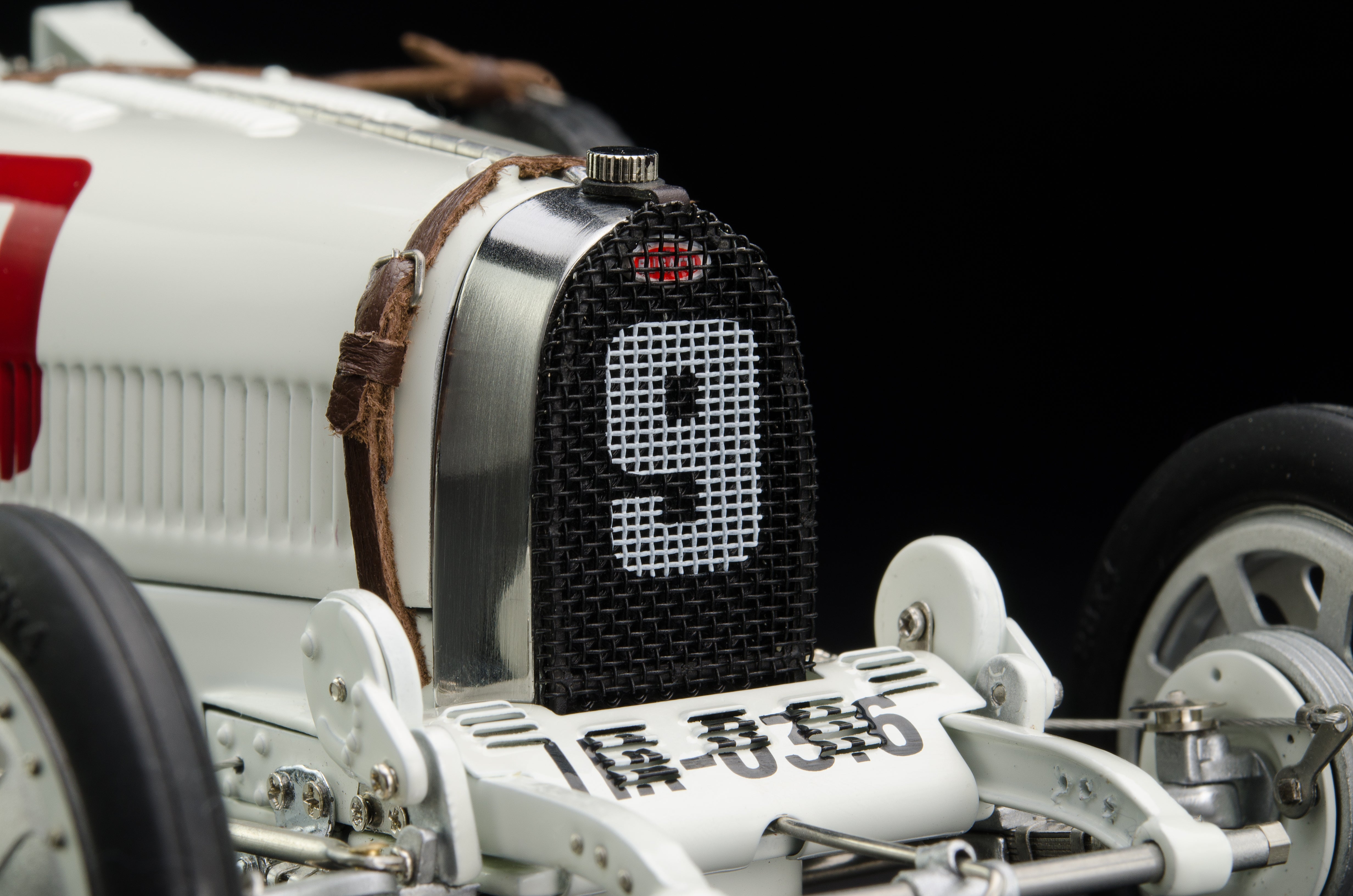 1:18 Bugatti T35 Nation Color Project - Deutschland #9 CMC M-100 005 LE #001/800
