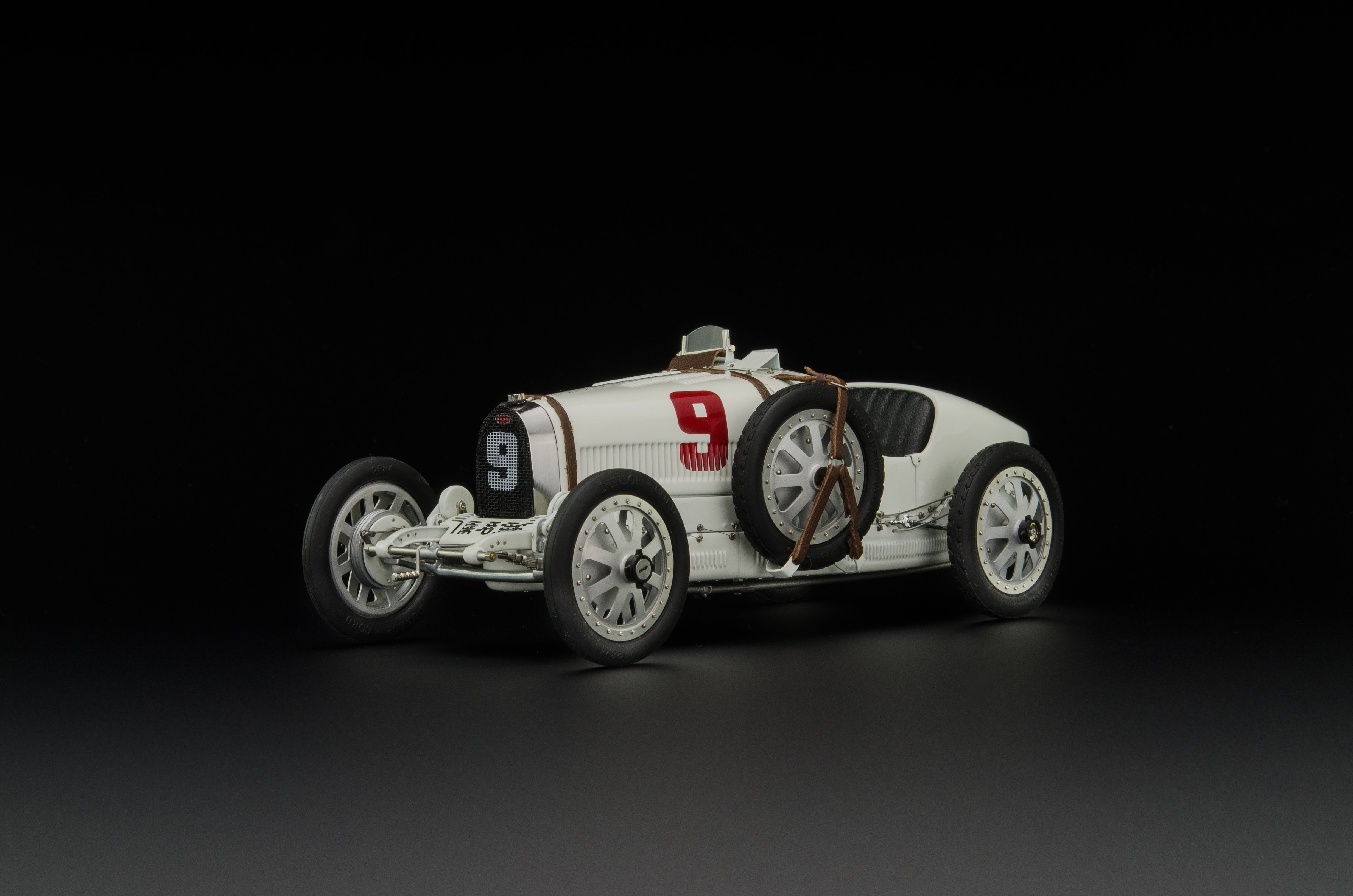 1:18 Bugatti T35 Nation Color Project - Deutschland #9 CMC M-100 005 LE #001/800