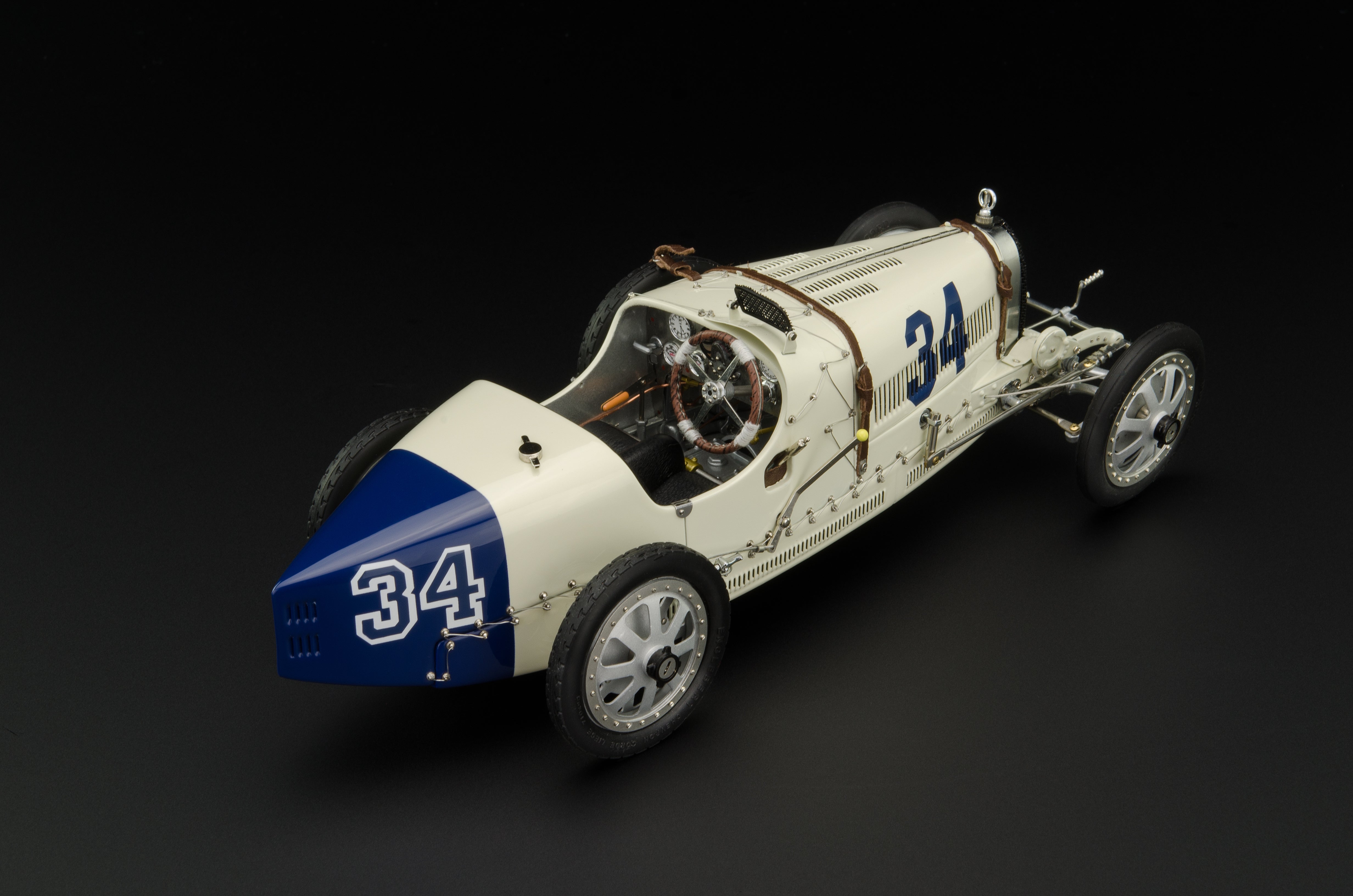 1:18 Bugatti T35 Nation Color Project - USA #34 LE 500 pcs. CMC M-100 006