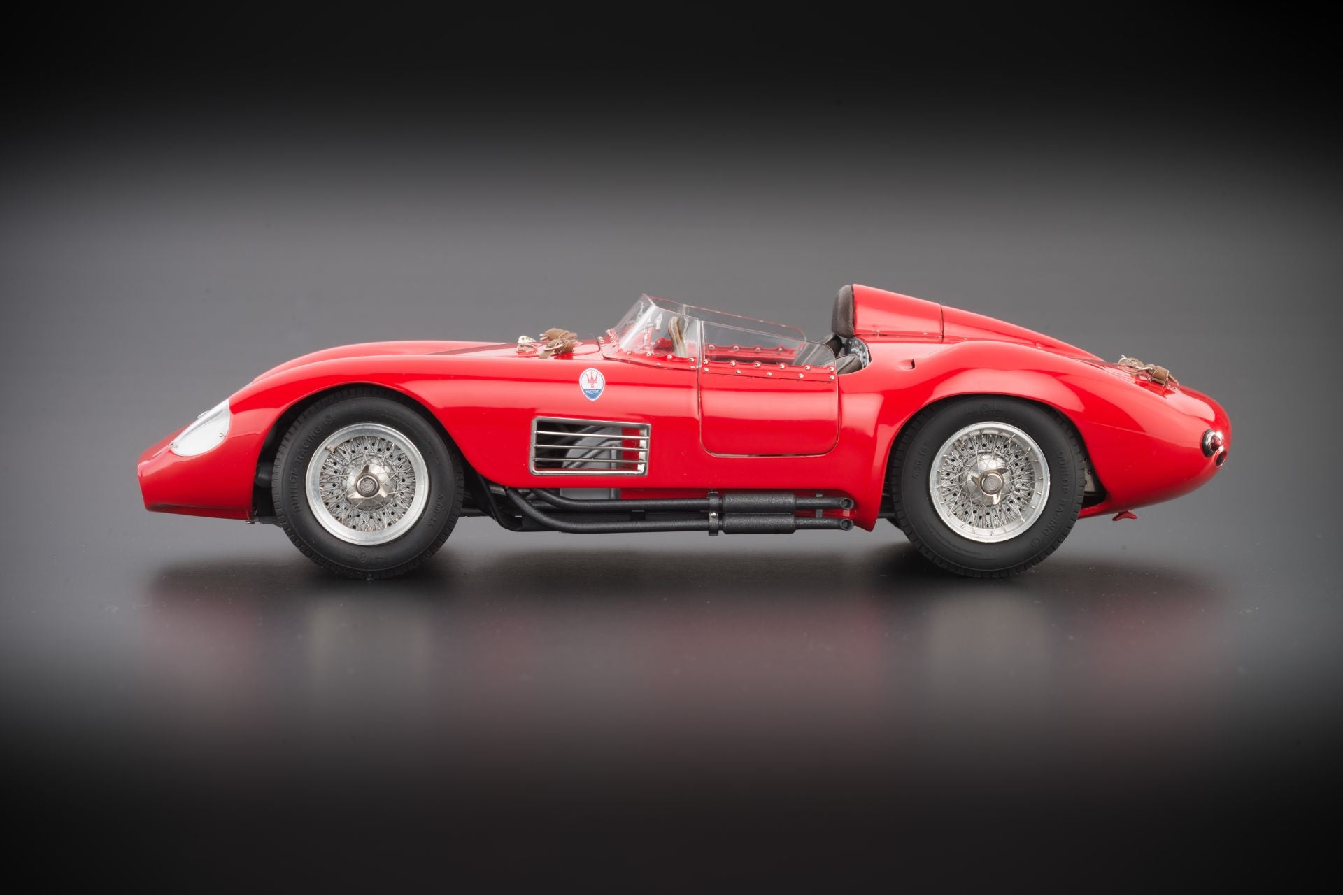 1:18 Maserati 300S Rennsportwagen 1956 CMC M-105 -pre-owned-