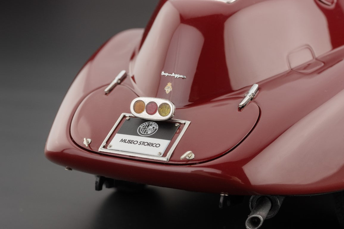 1/18 Alfa Romeo 8C 2900B Speciale Touring Coupe 1938 CMC M-107 -pre-owned-