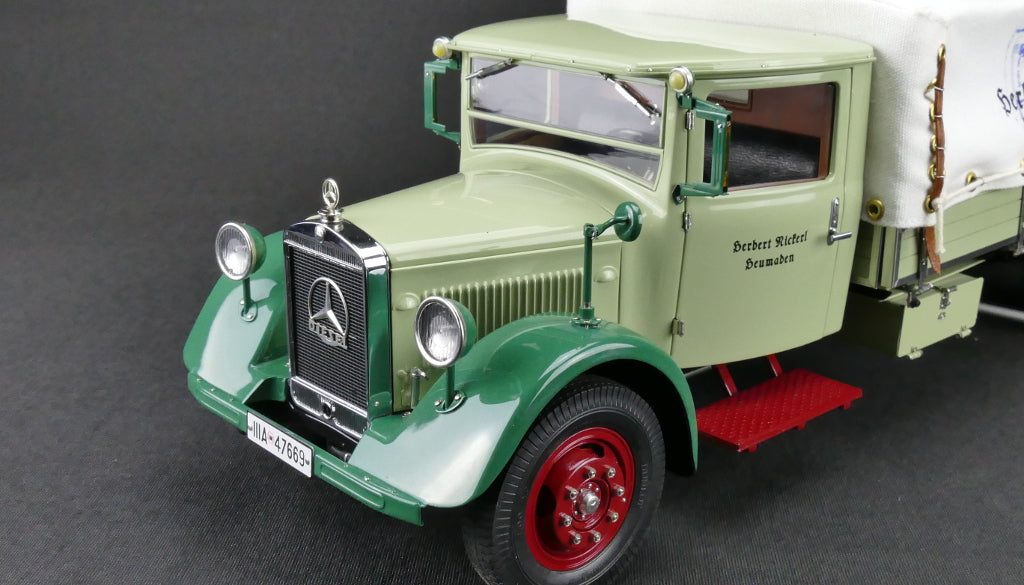 1/18 Mercedes-Benz LKW LO 2750 Pritschenwagen mit Plane CMC M-170 -pre-owned