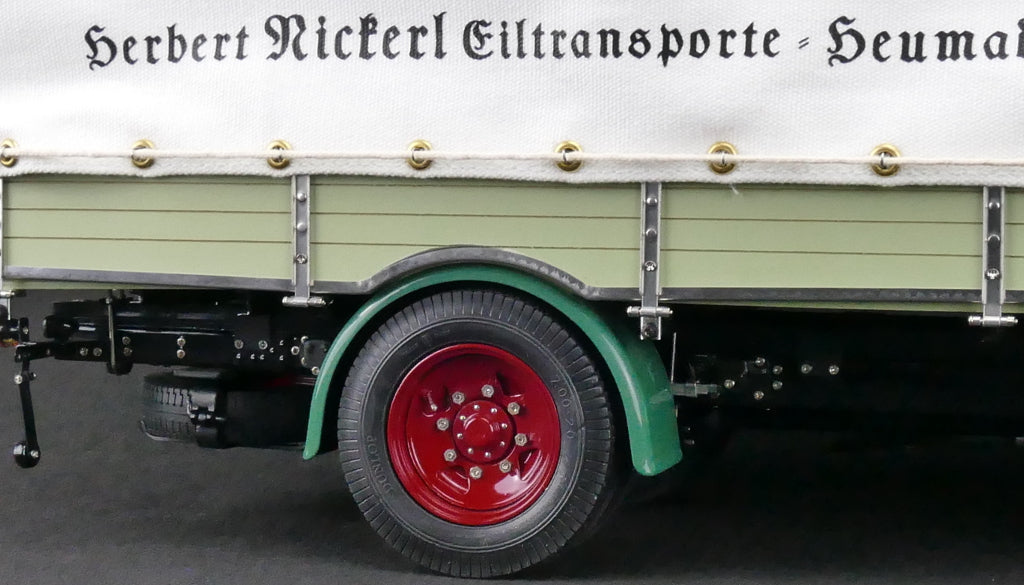 1/18 Mercedes-Benz LKW LO 2750 Pritschenwagen mit Plane CMC M-170 -pre-owned
