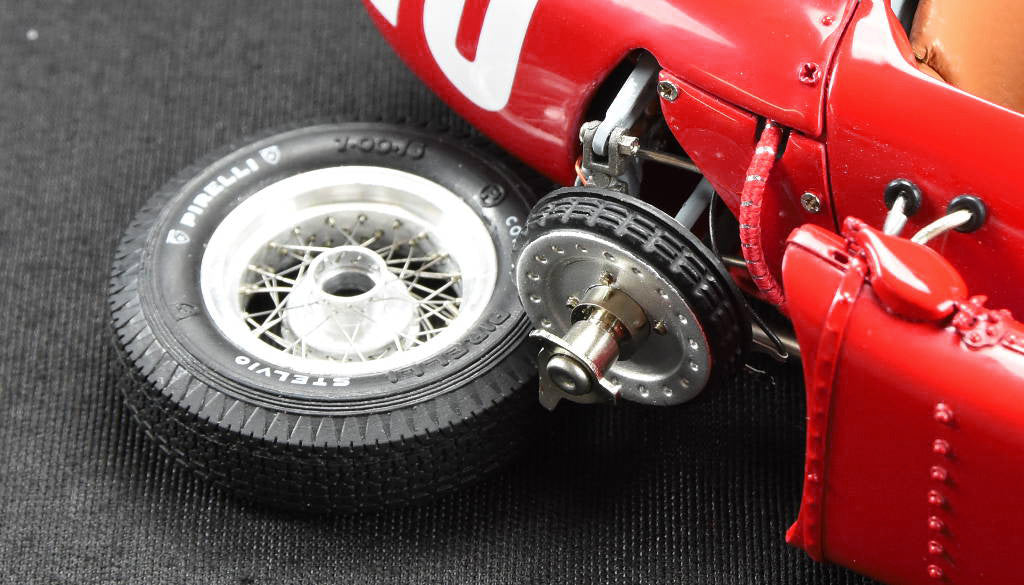 Lancia D50 #10 GP Pau Eugenio Castellotti CMC M-178 LE 1000