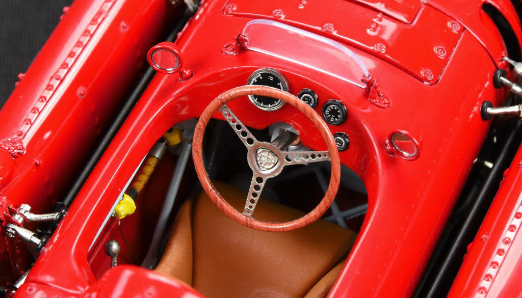 1:18 Lancia D50 #10 GP Pau Eugenio Castellotti CMC M-178 LE 1000 - pre-owned-