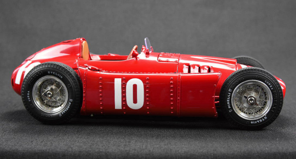 1:18 Lancia D50 #10 GP Pau Eugenio Castellotti CMC M-178 LE 1000 - pre-owned-