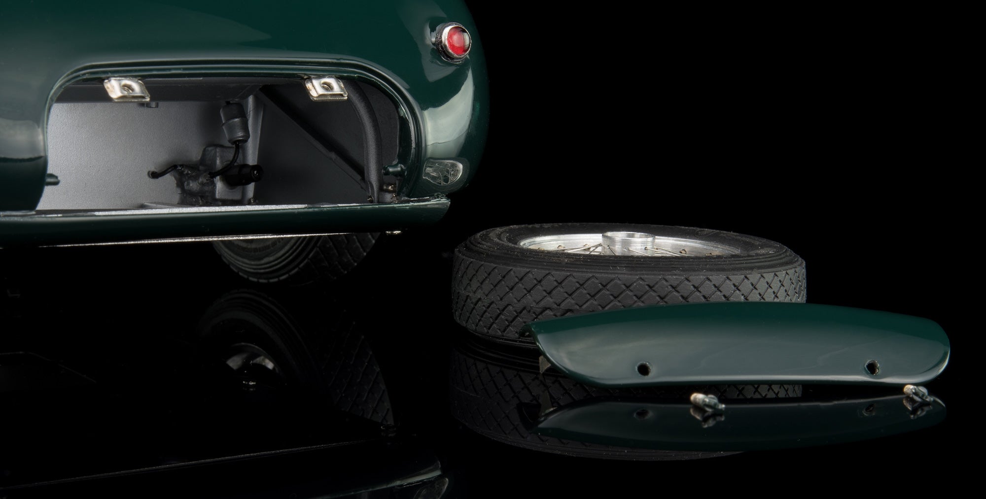 Jaguar C-Type British Racing Green 1952 CMC M-191 -pre-owned