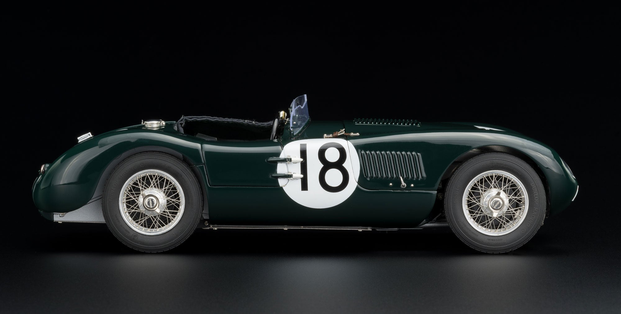 1:18 Jaguar C-Type #18 24h Le Mans Sieger 1953 Rolt/Hamilton CMC M-195 LE 1.500 - pre-owned-