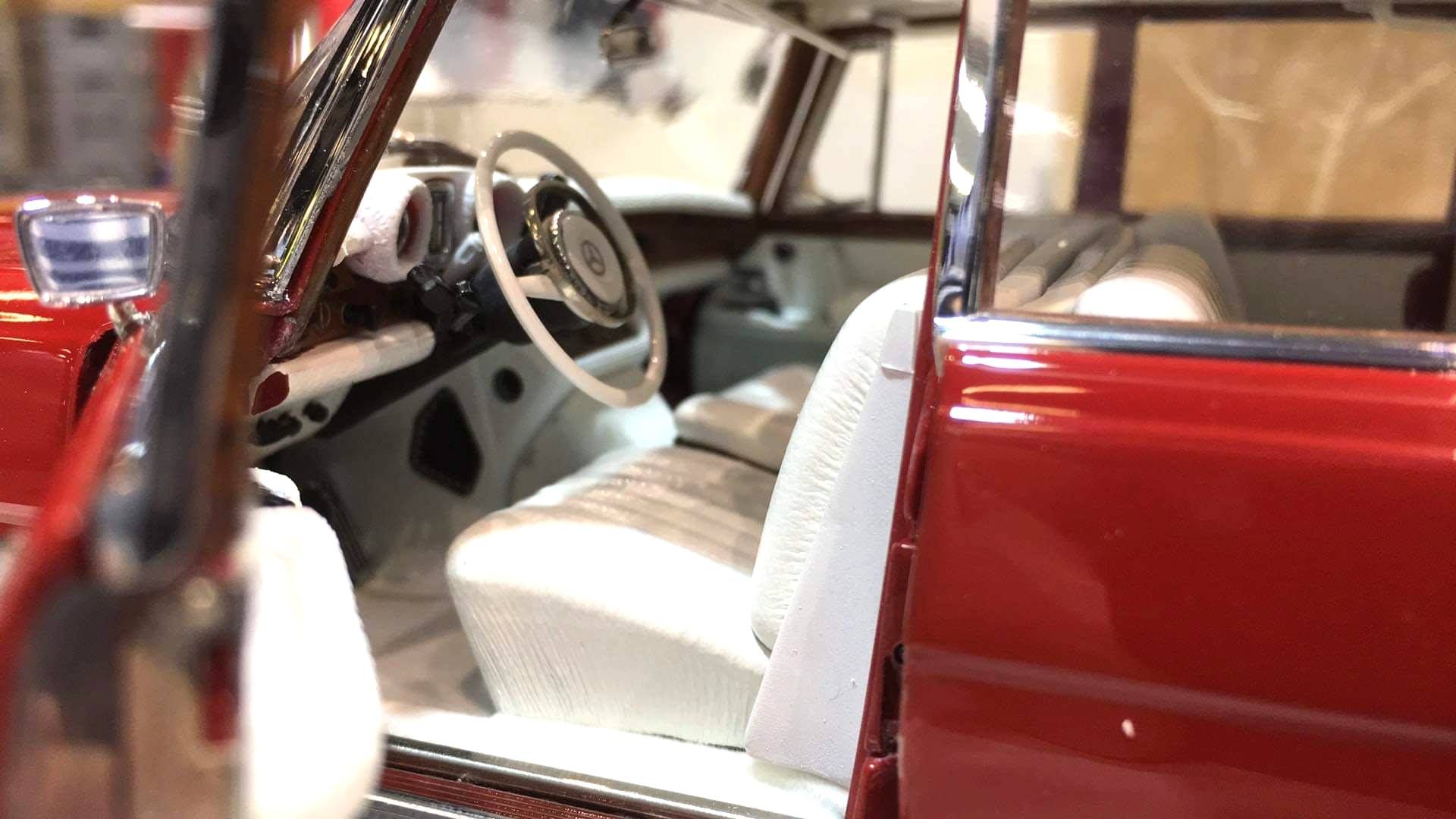 Mercedes-Benz 600 Pullman RED BARON CMC M-216 LE 800