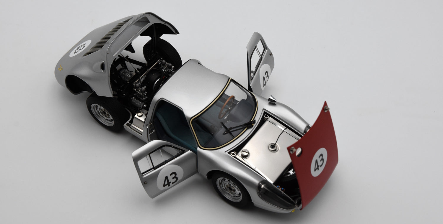 1/18 Porsche 904 Carrera GTS #43 Spa 500 km 1964 Leon Dernier CMC M-233