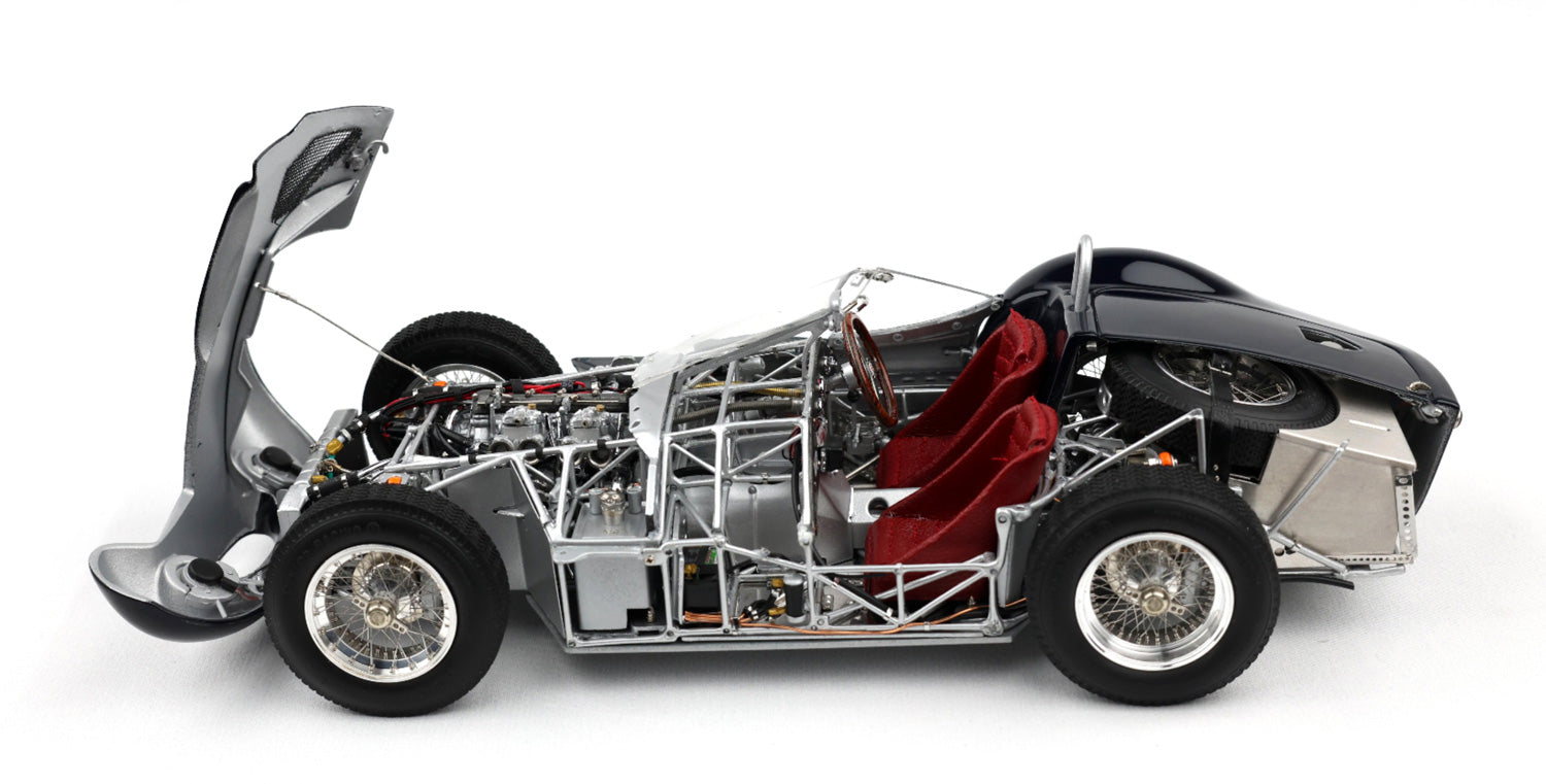 1/18 Maserati Tipo 61 Birdcage Cut-Off / Schnittmodell mit Vitrine #033/200 CMC M-290 -MH187