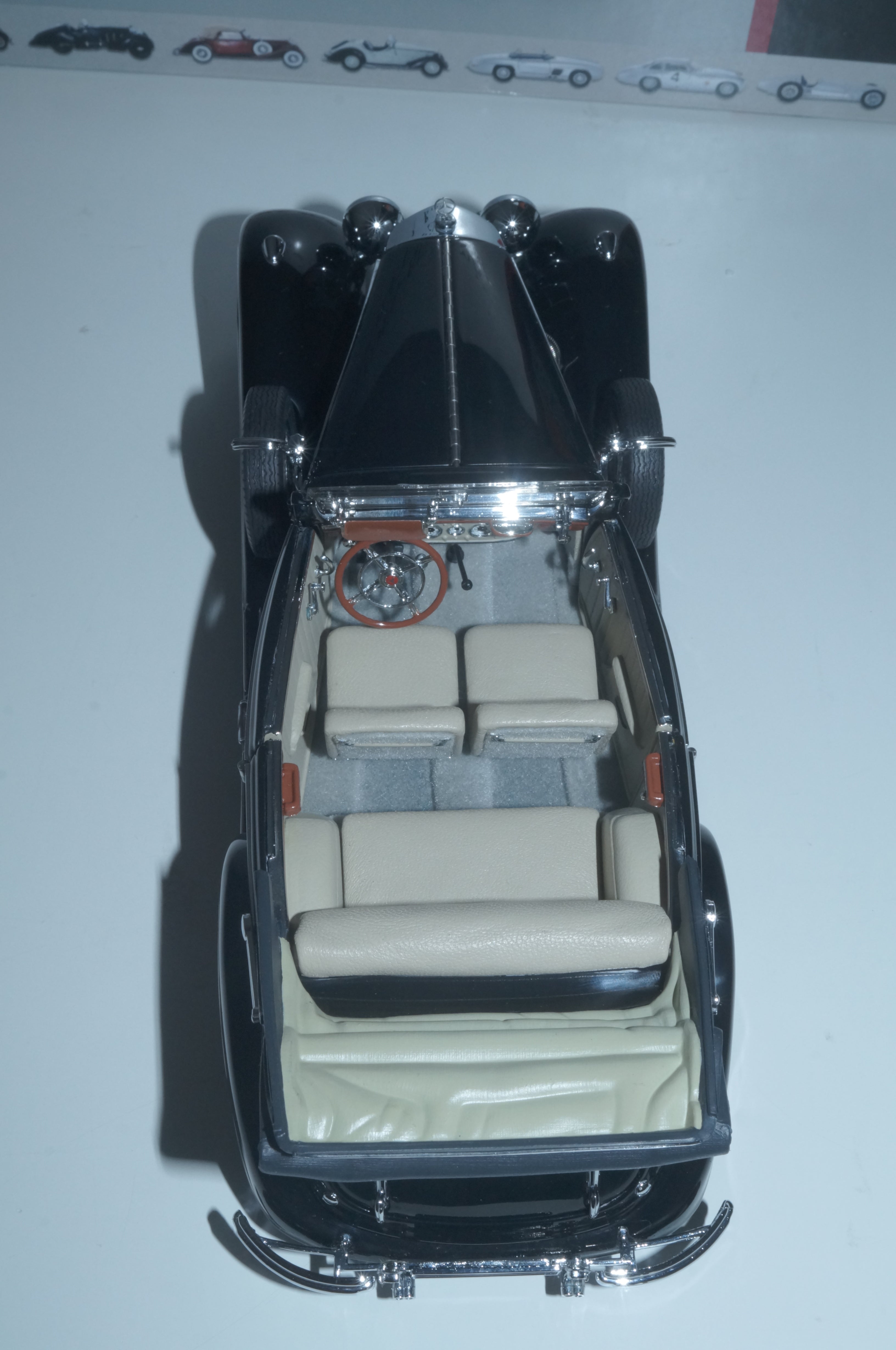 Mercedes-Benz 540K Cabriolet B rot/schwarz CMC M-003R 1/24