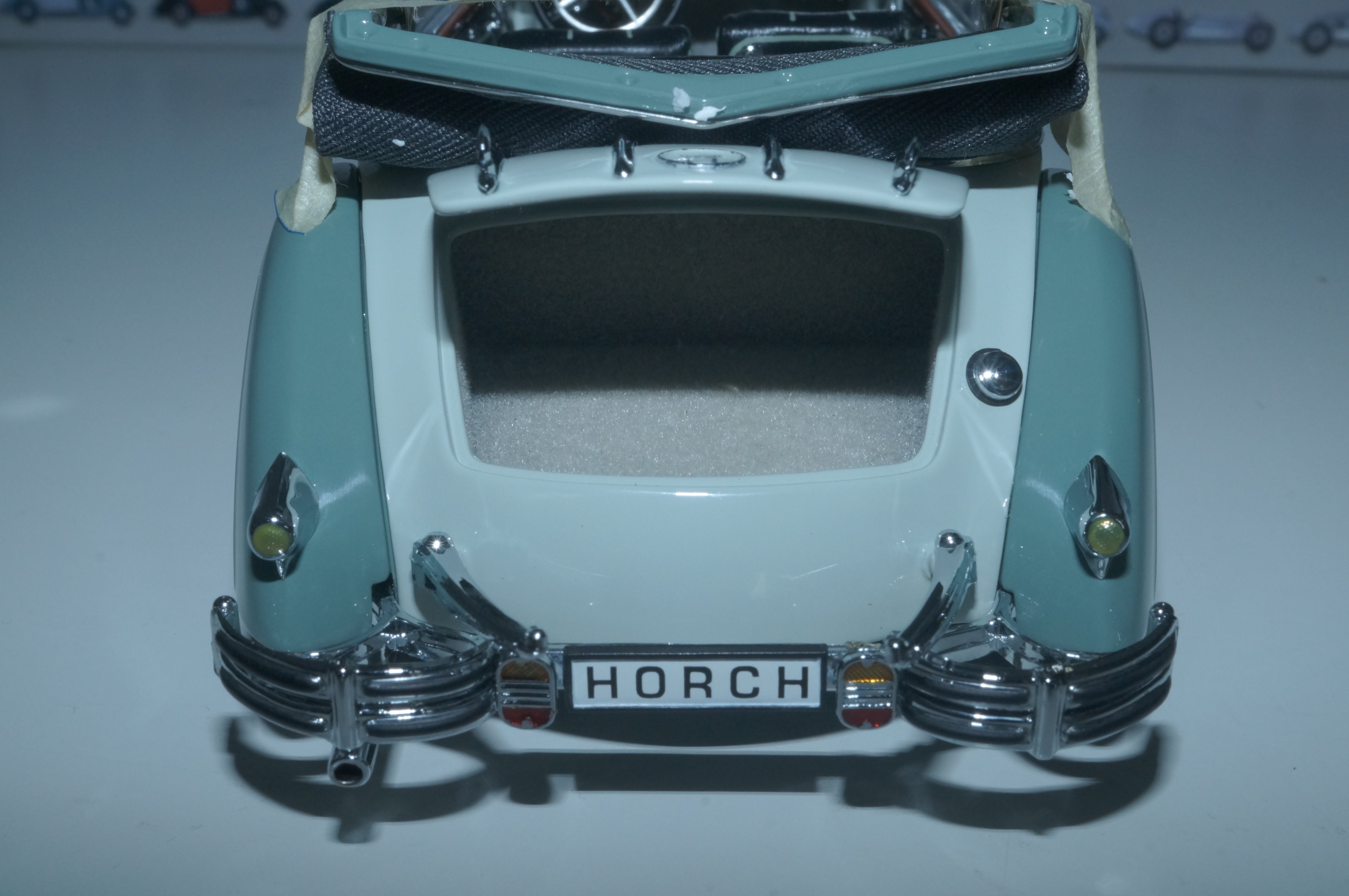 1/24 Horch 853 Cabriolet offen grün CMC M-016