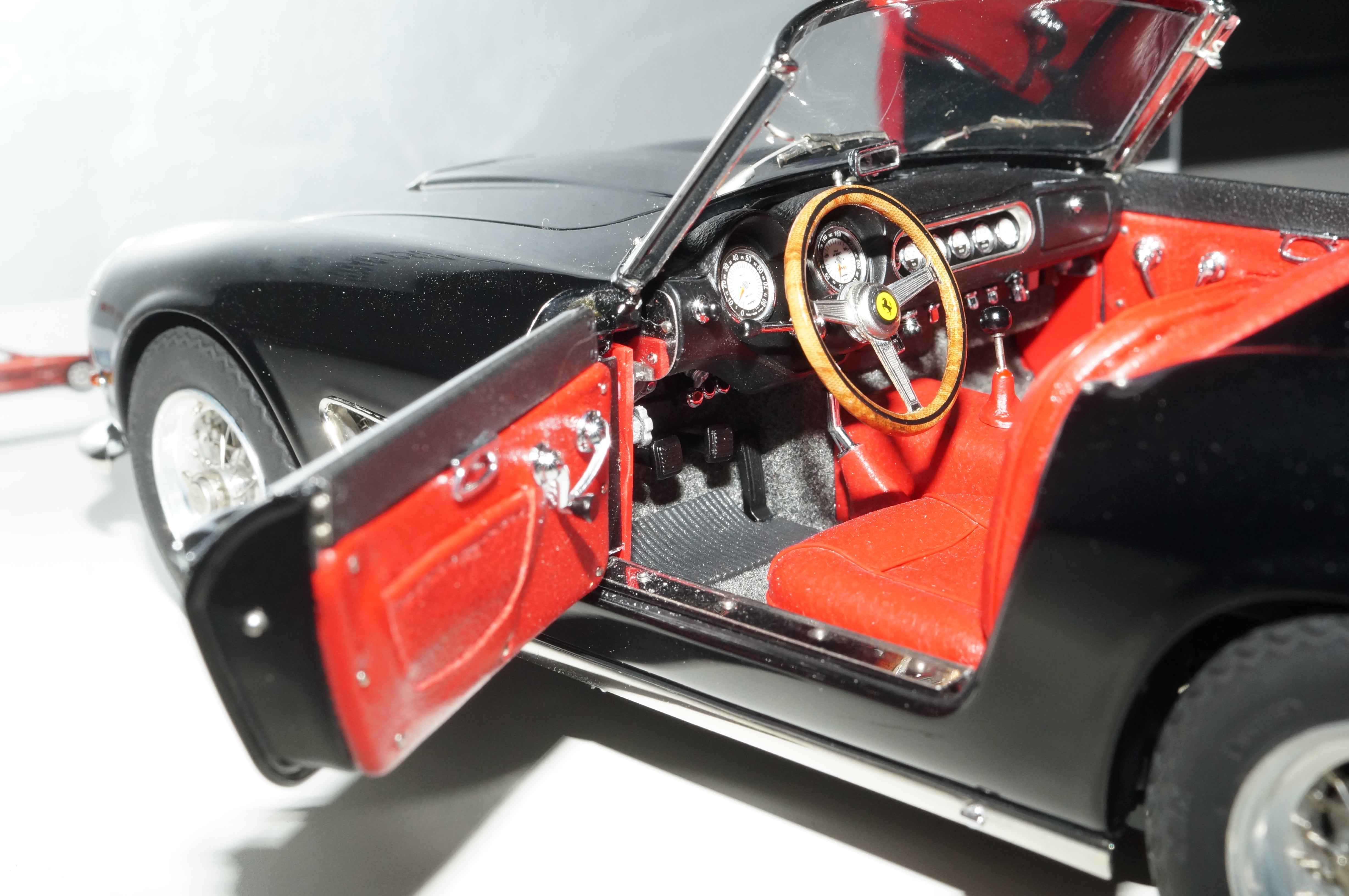 Ferrari 250 SWB California Spyder 1961 schwarz CMC M-094 aus Vorbesitz