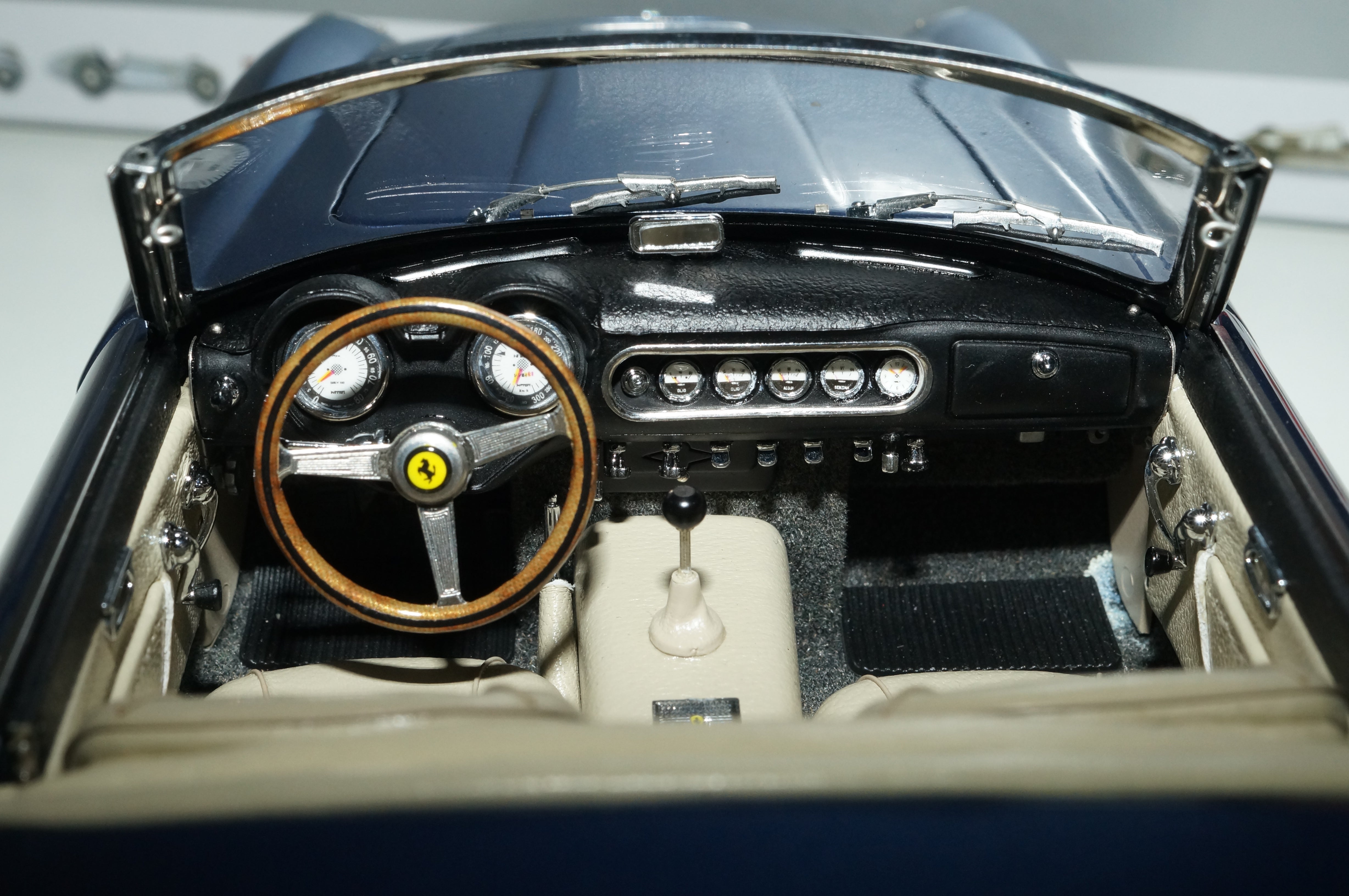 Ferrari 250 SWB California Spyder 1961 blau CMC M-092