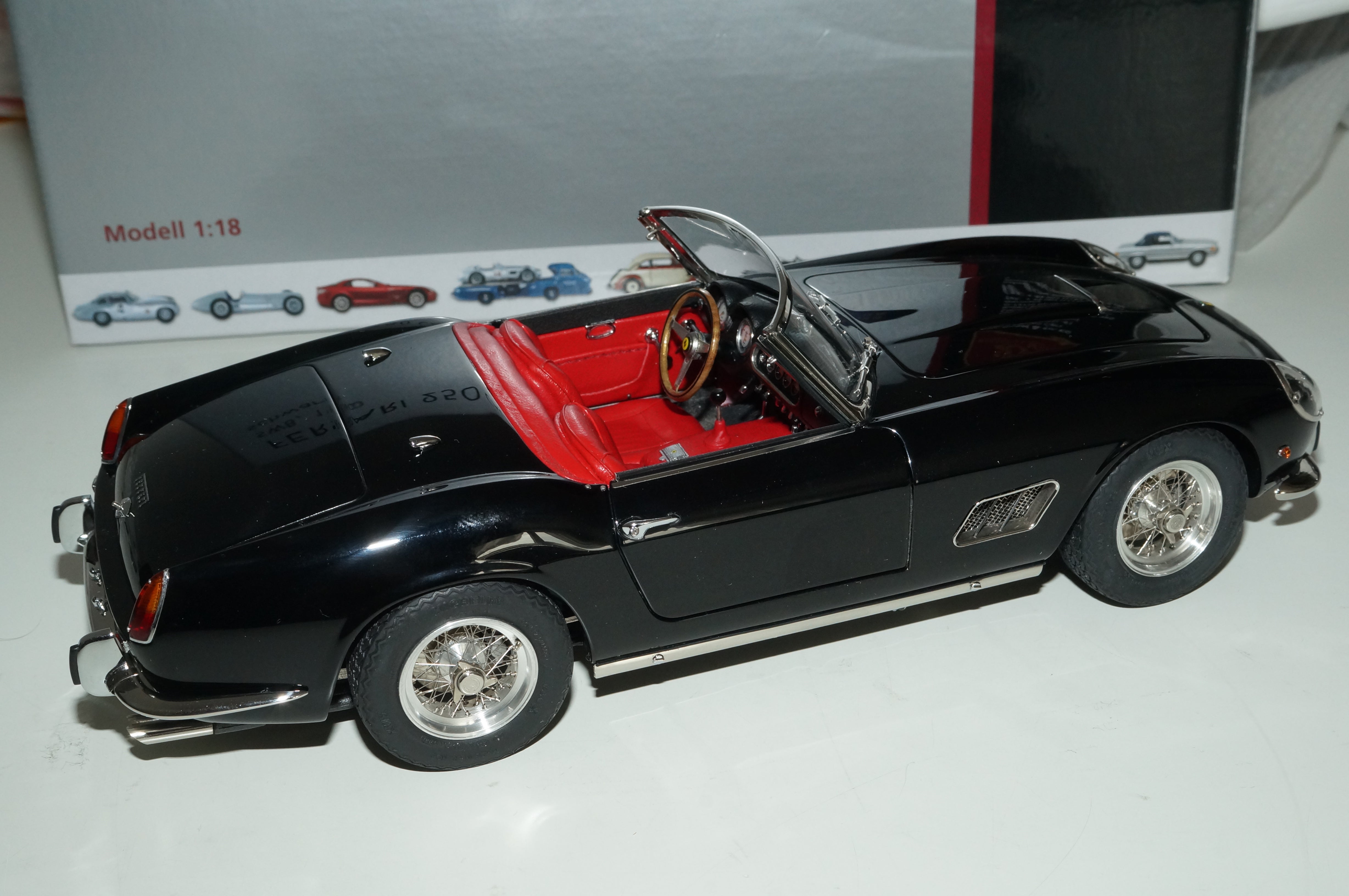 Ferrari 250 SWB California Spyder 1961 schwarz CMC M-094 aus Vorbesitz