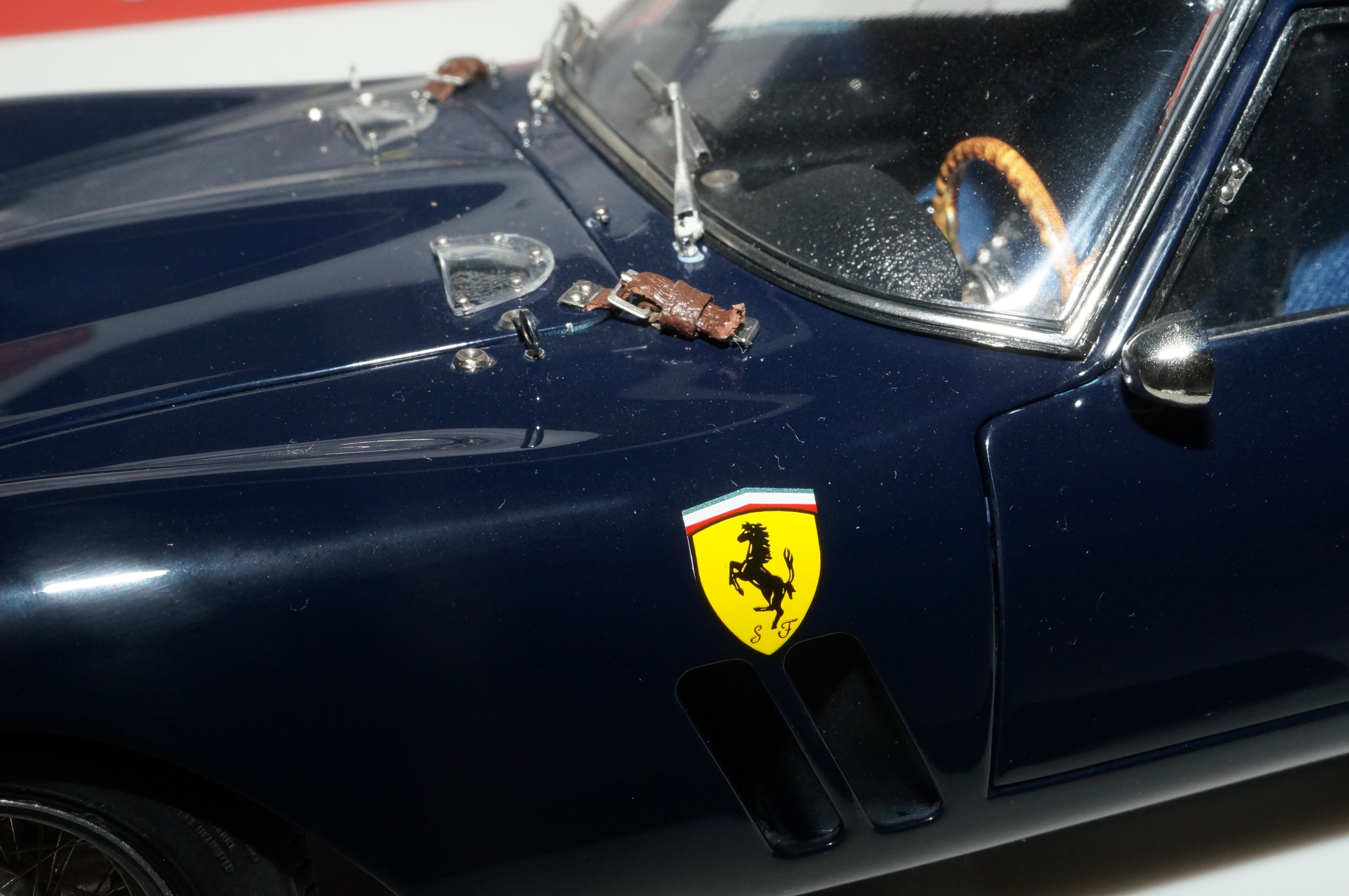 CMC Ferrari 250 GTO Midnight Blue 'Amelia Island 2016' CMC M-168 LE #100/100 Stueck