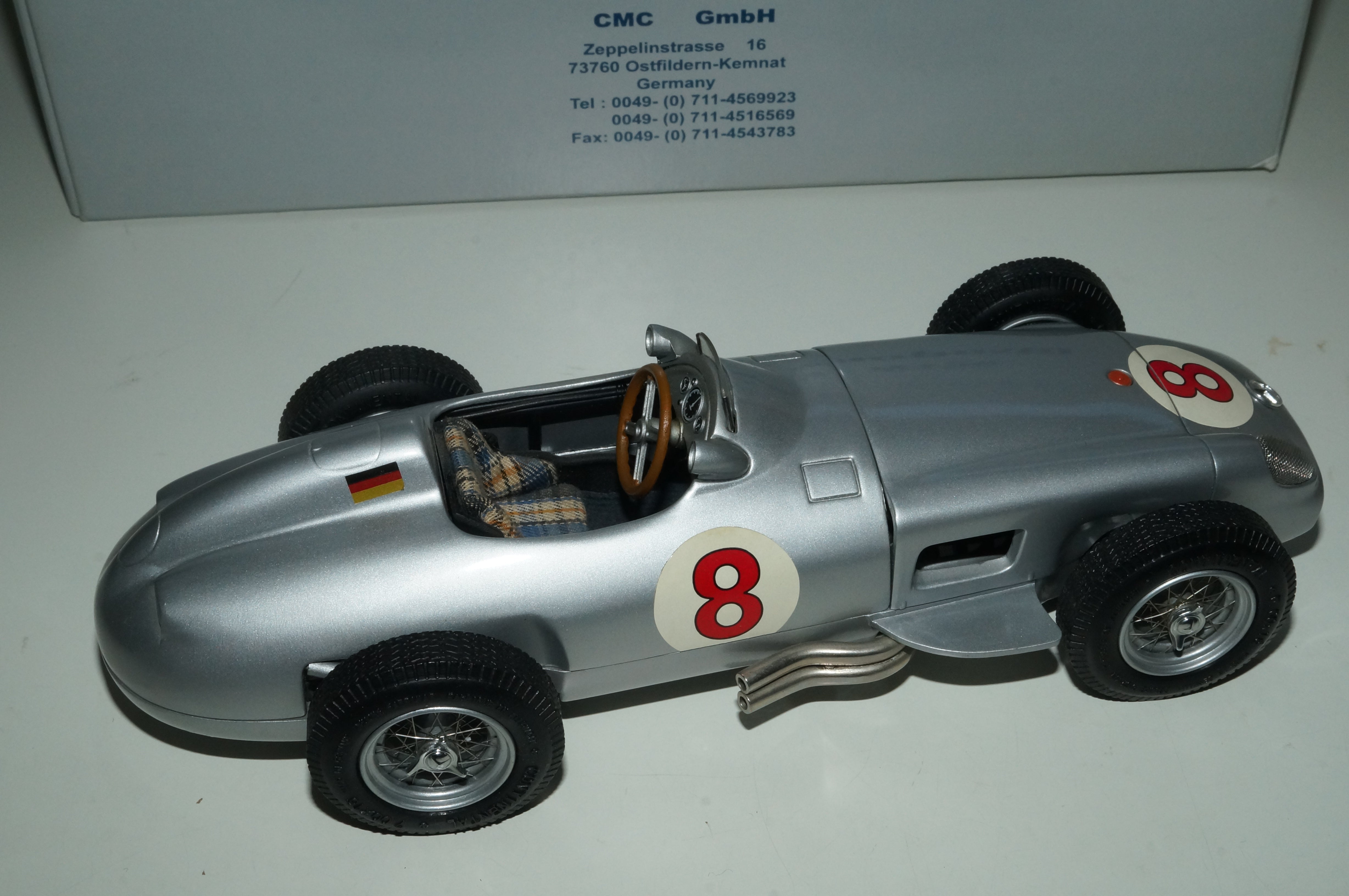 Mercedes-Benz W196 #8 Hans Herrmann CMC M-021 LE 1.000 Stück -pre-owned-