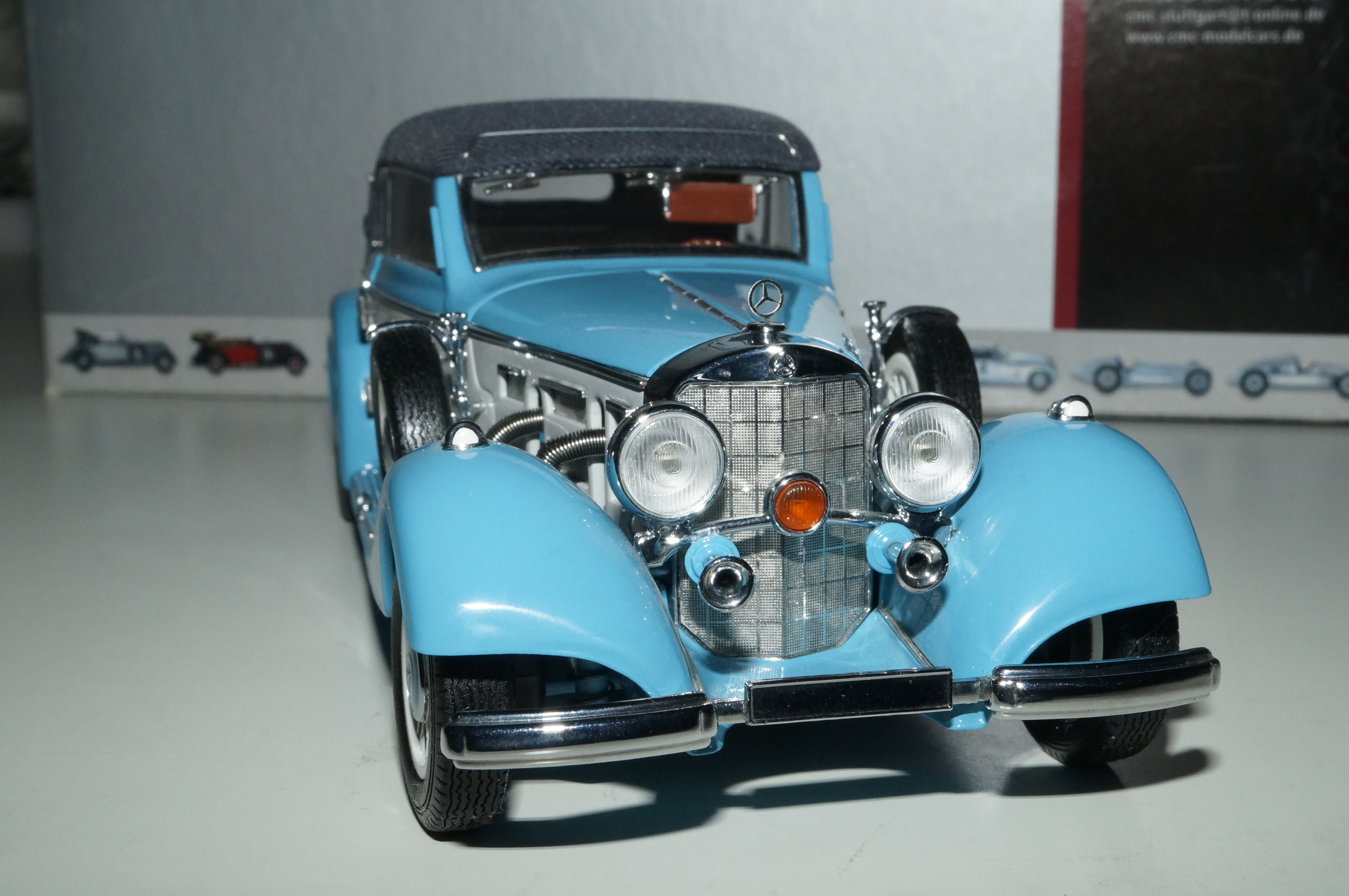 Mercedes-Benz 540K Cabriolet B light blue/ivory CMC M-003B 1/24