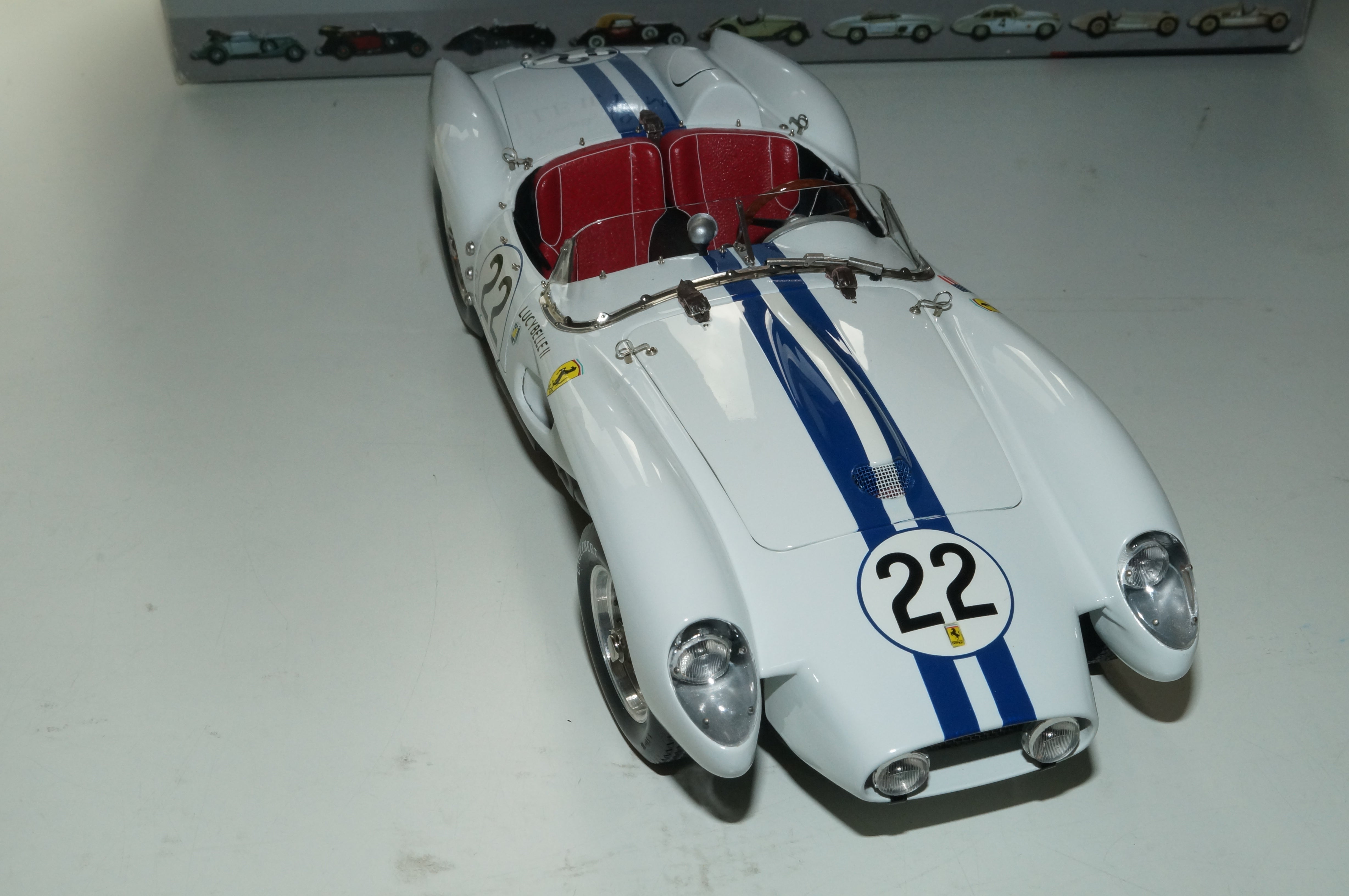 Ferrari 250 Testa Rossa #22 Lucybelle II CMC M-086 limitiert auf 2.000 Stück -pre-owned-
