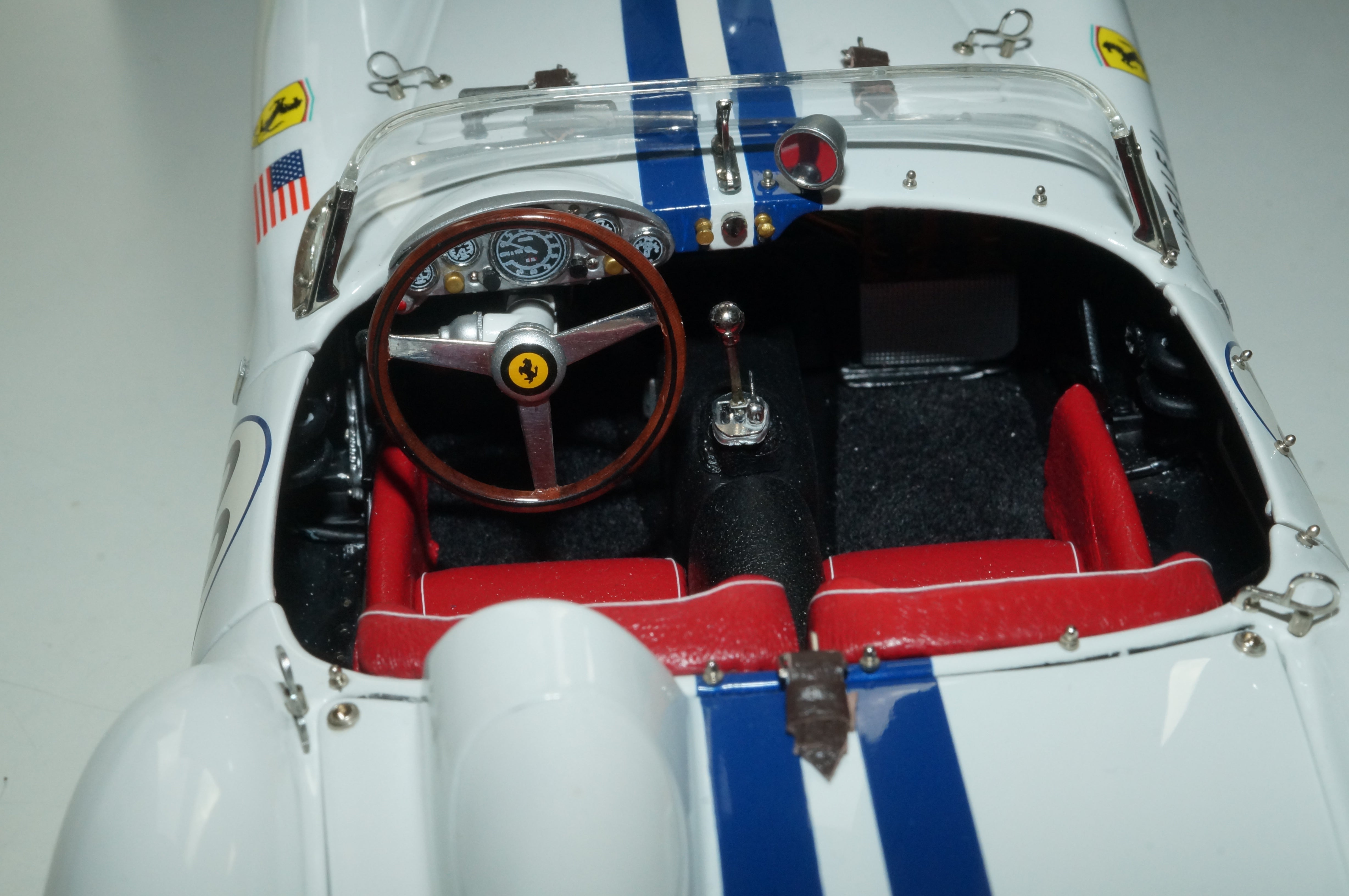 Ferrari 250 Testa Rossa #22 Lucybelle II CMC M-086 limitiert auf 2.000 Stück -pre-owned-