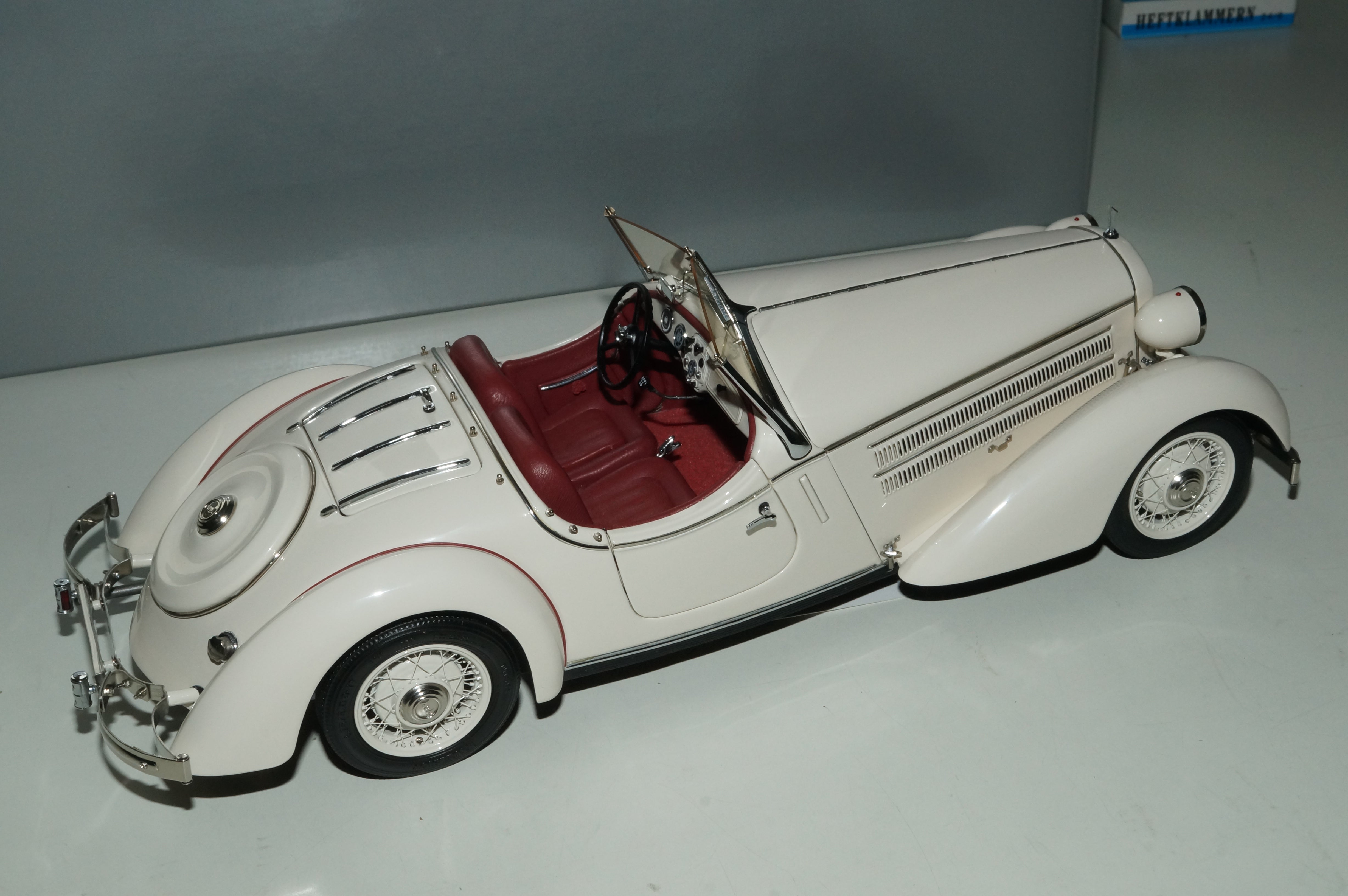 Audi Front 225 Roadster weiss CMC M-075 limitiert auf 1000 Stück - aus Vorbesitz