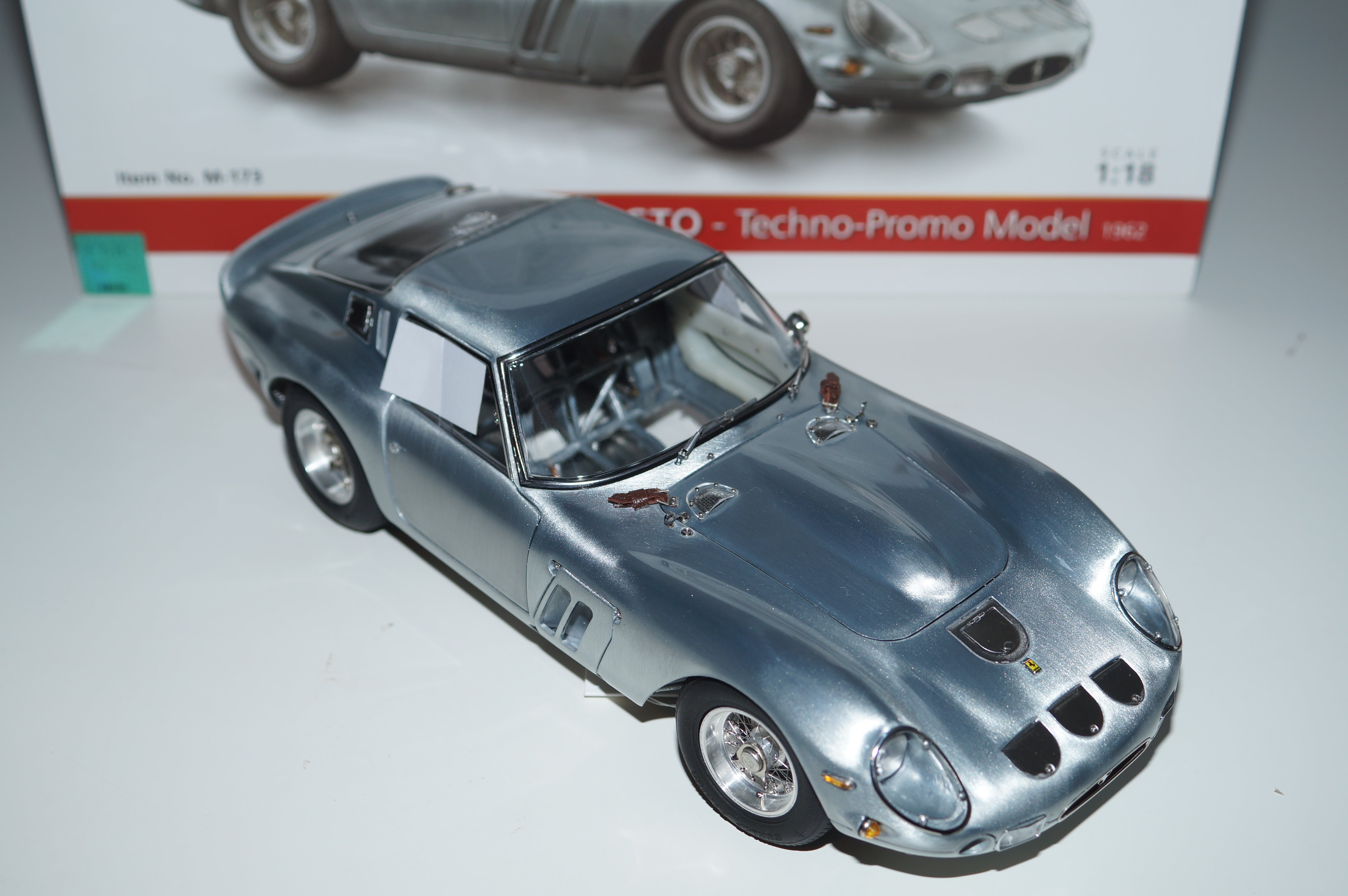 CMC Ferrari 250 GTO Techno-Promo Model CMC M-173 LE 500