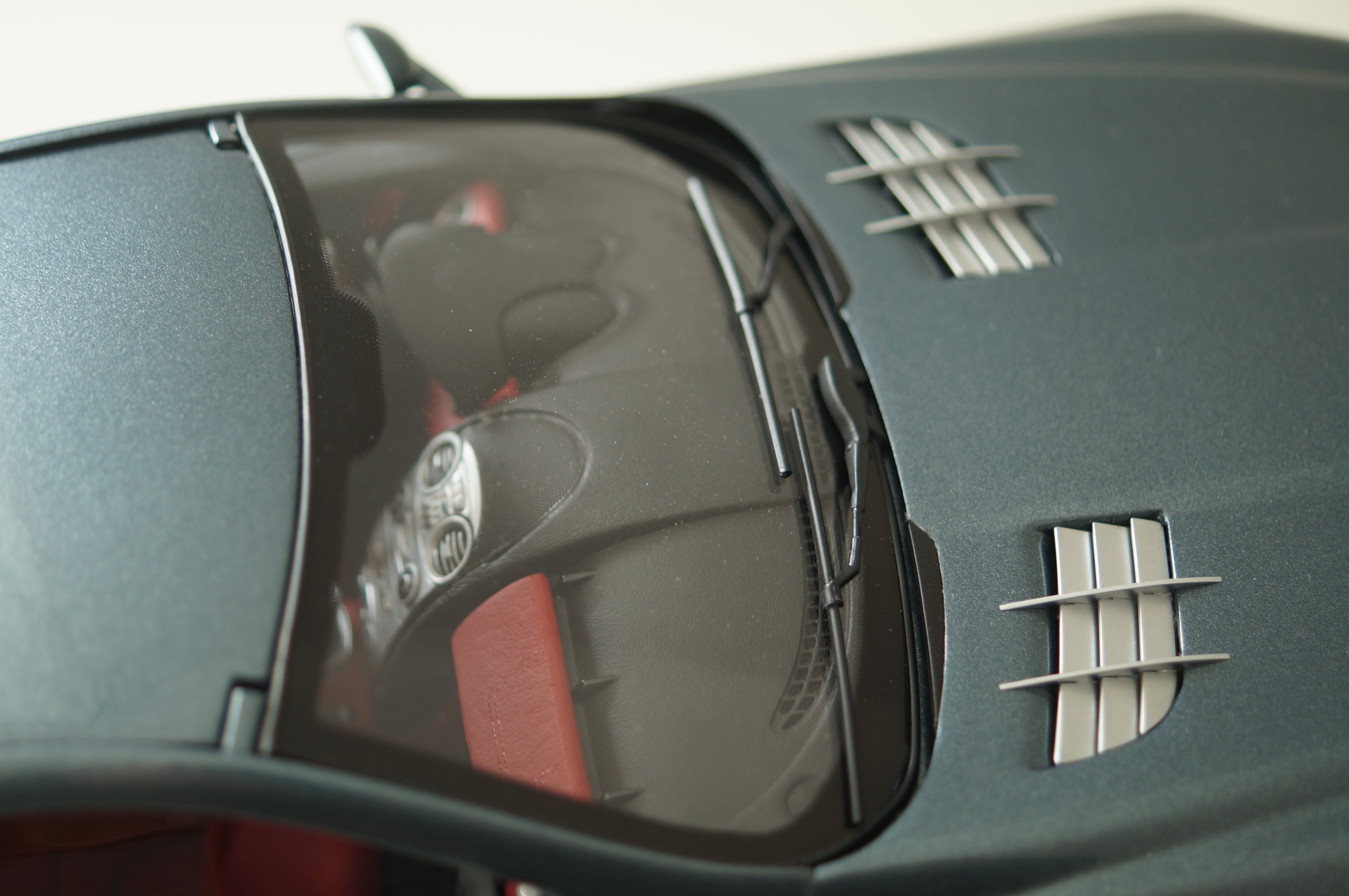 1/12 Mercedes-Benz SLR McLaren 2003 GRAU CMC C-006C