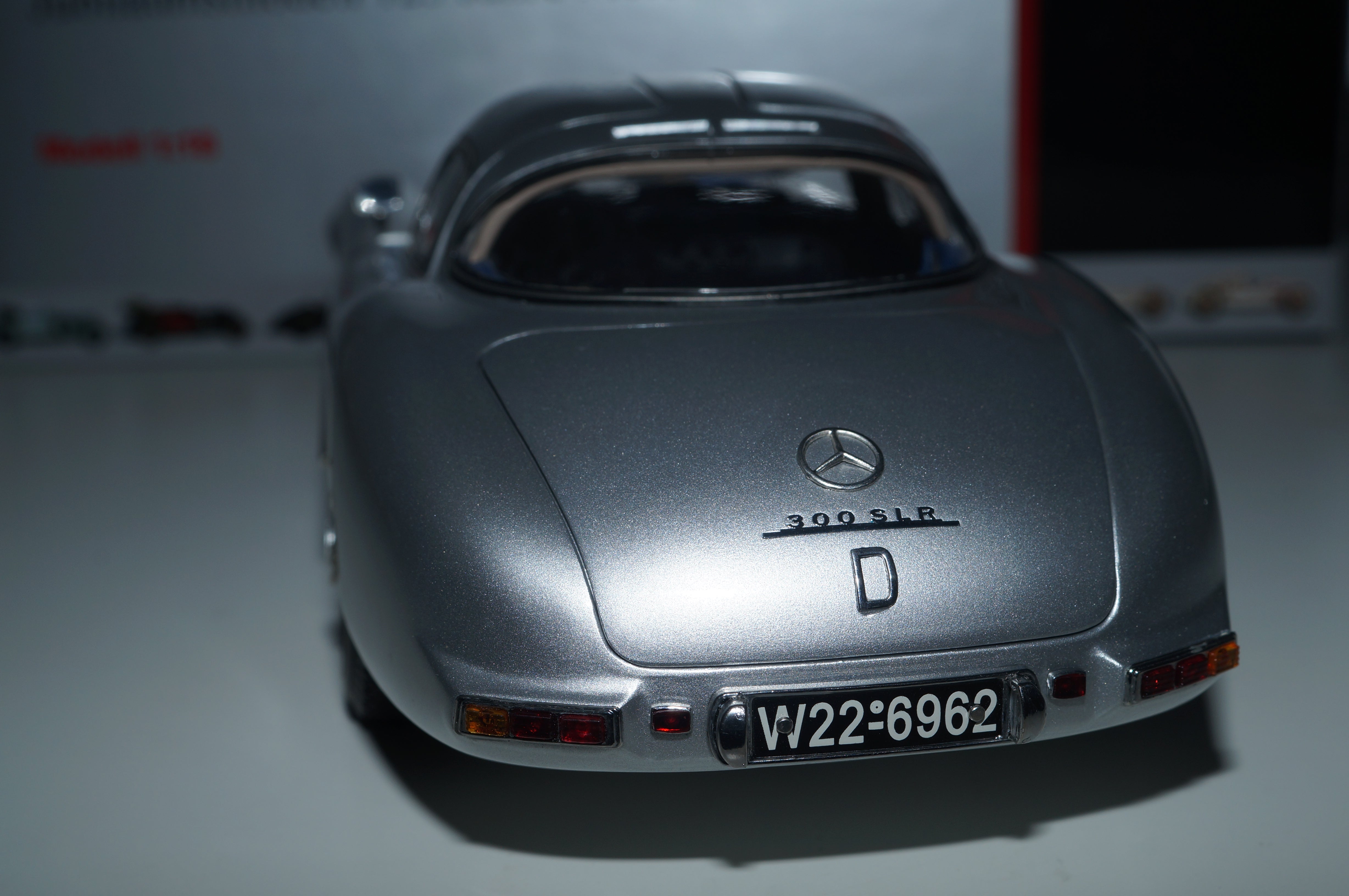 Mercedes-Benz 300 SLR Uhlenhaut Coupe 125 Jahre Mercedes CMC M-088 LE 4.000
